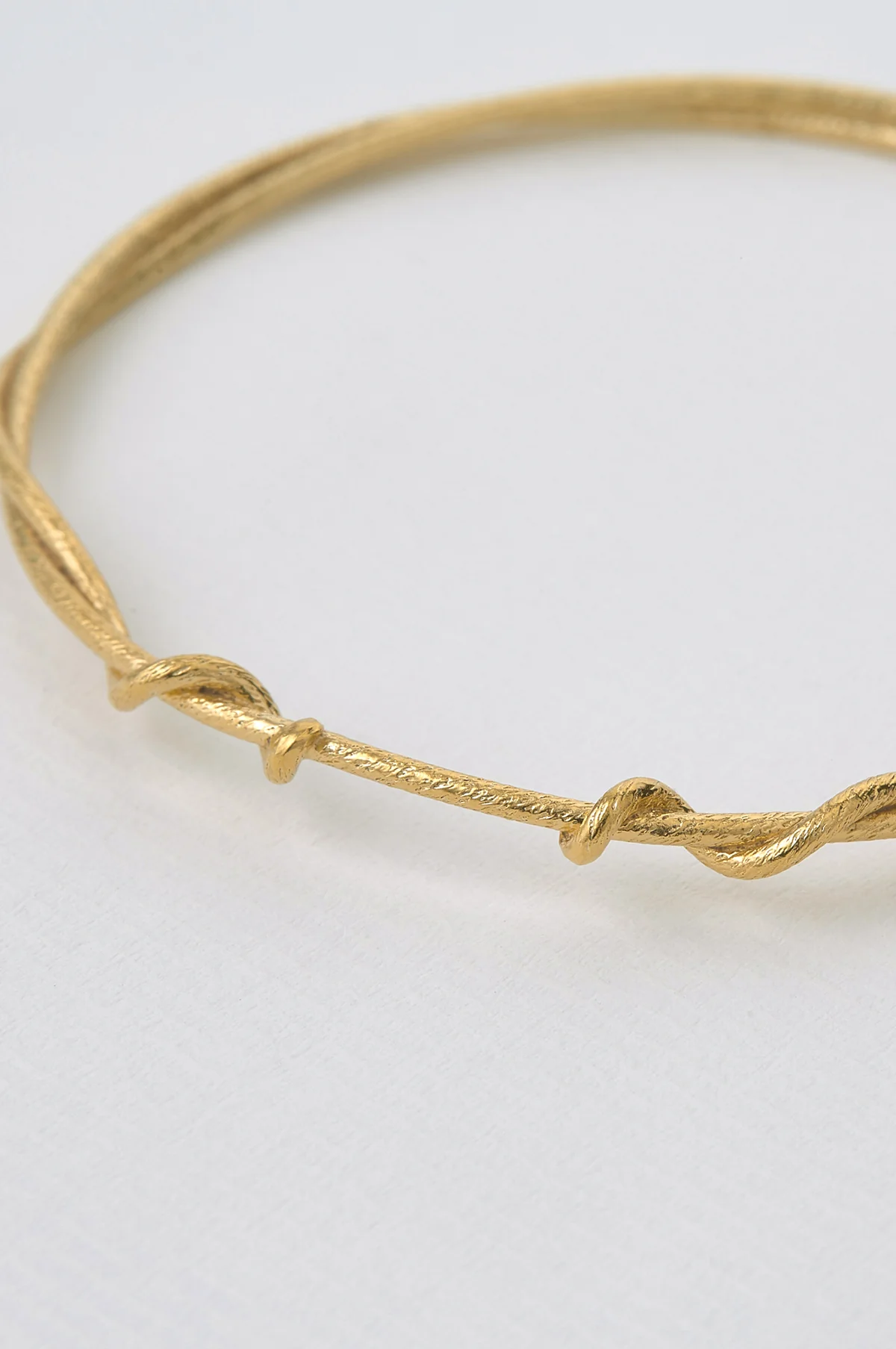 Classic Twist Bangle Gold - Image 2
