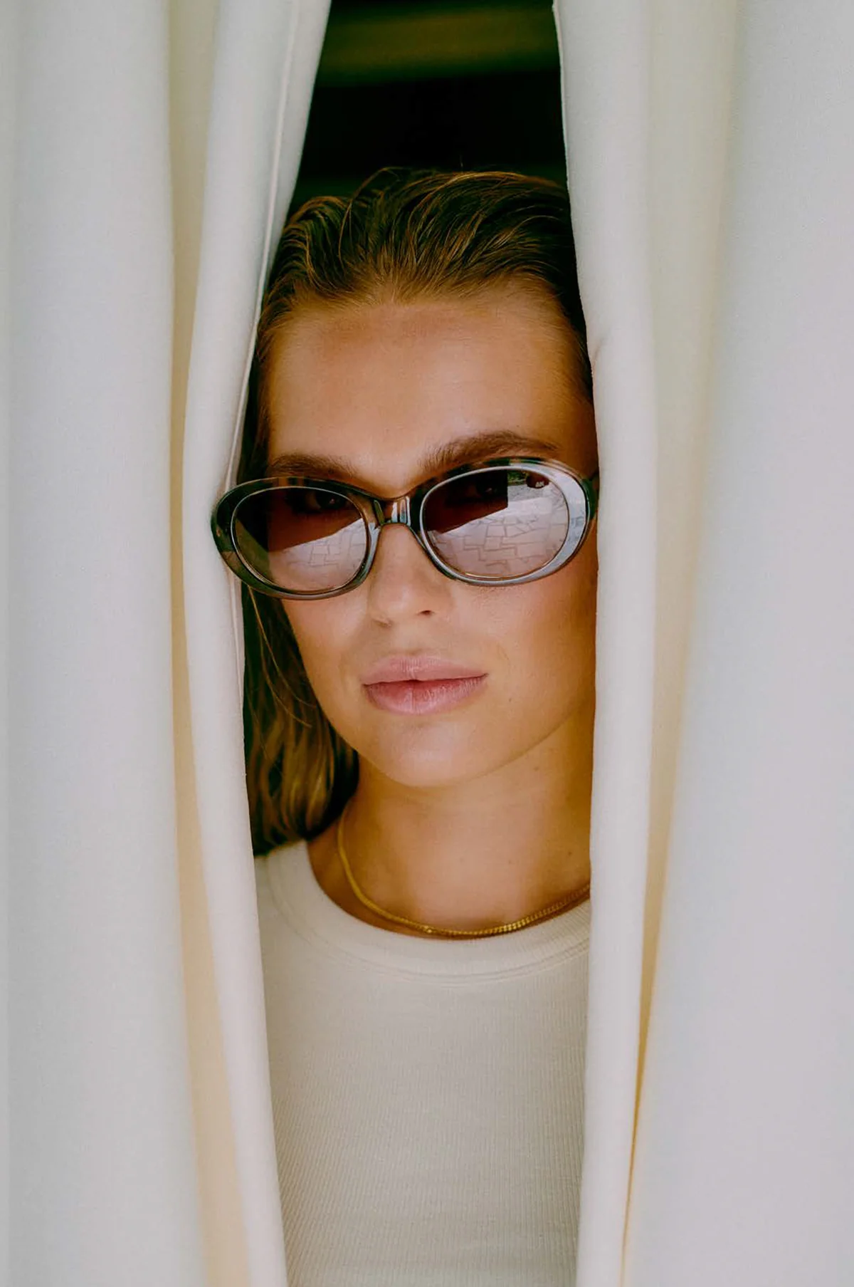 Anma Sunglasses Coquina/Gray Transparent - Image 2