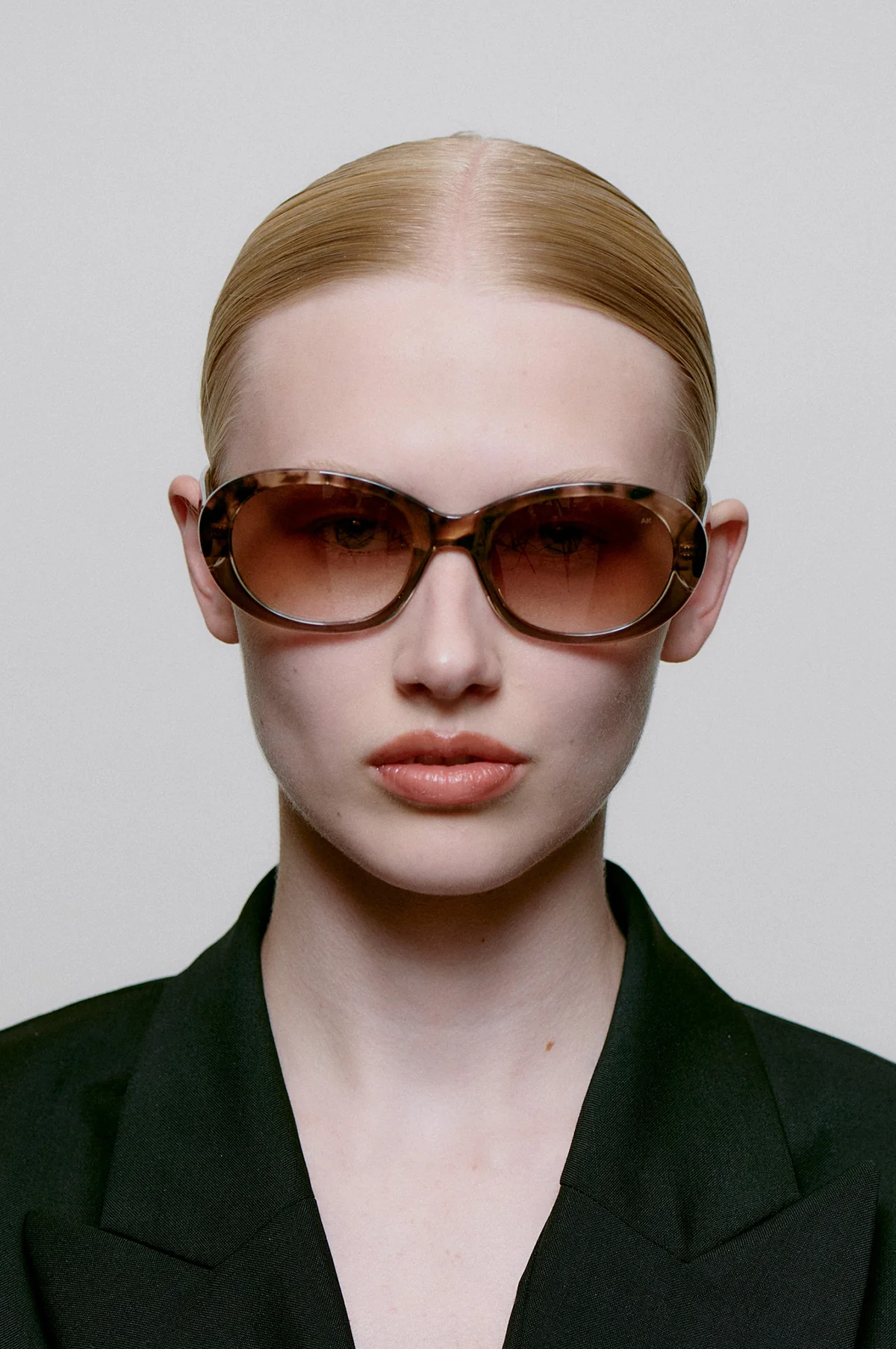 Anma Sunglasses Coquina/Gray Transparent - Image 5