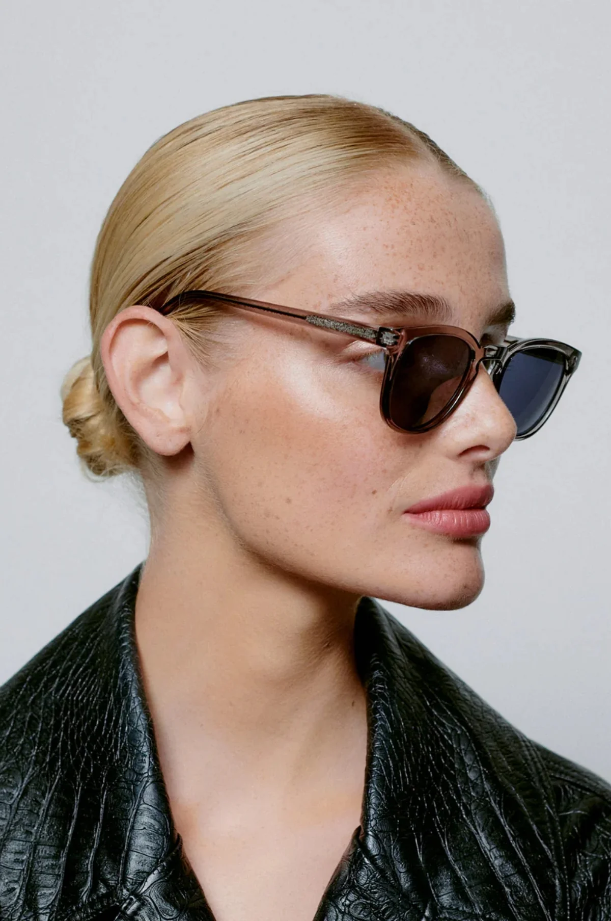 Bate Sunglasses Grey Transparent - Image 7