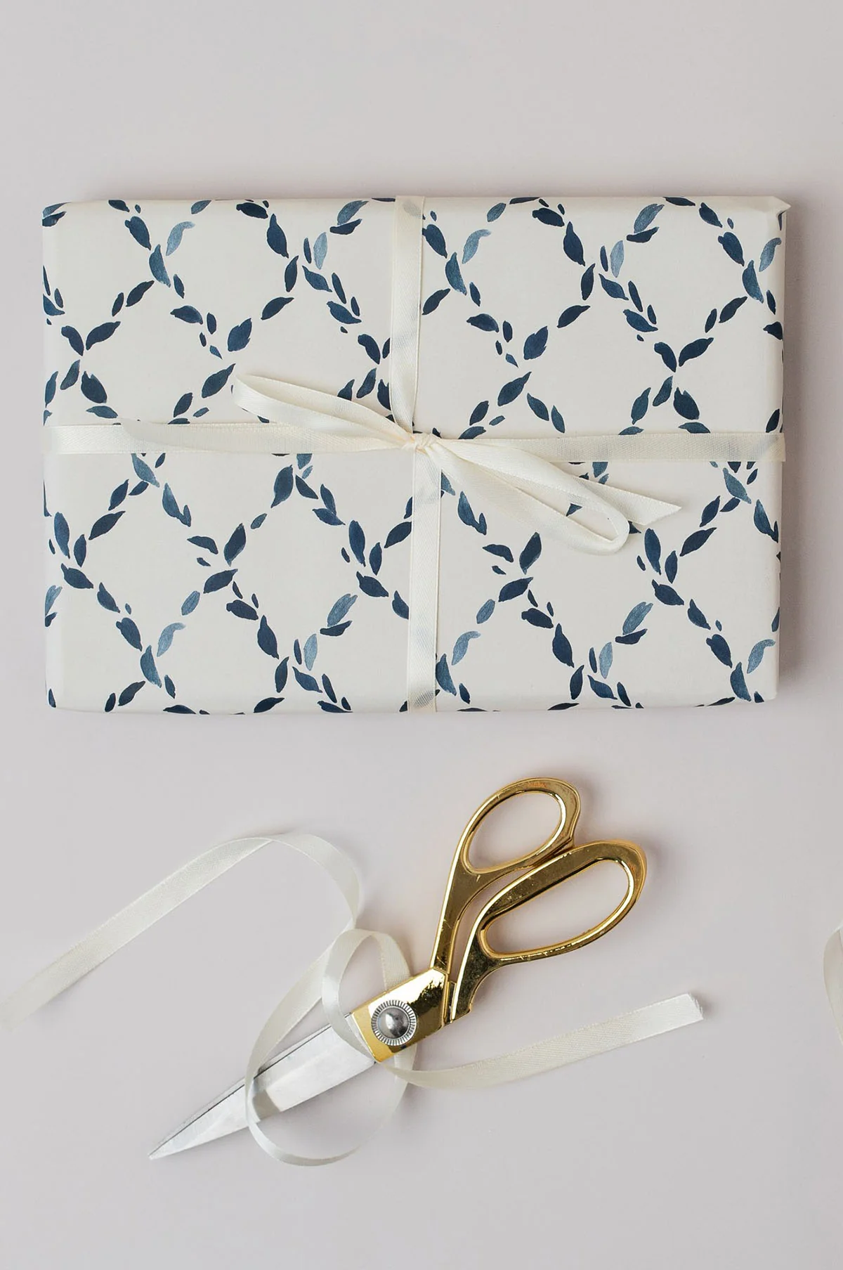 Blue Diamond Botanical Wrapping Paper Set of 3 Sheets - Image 2