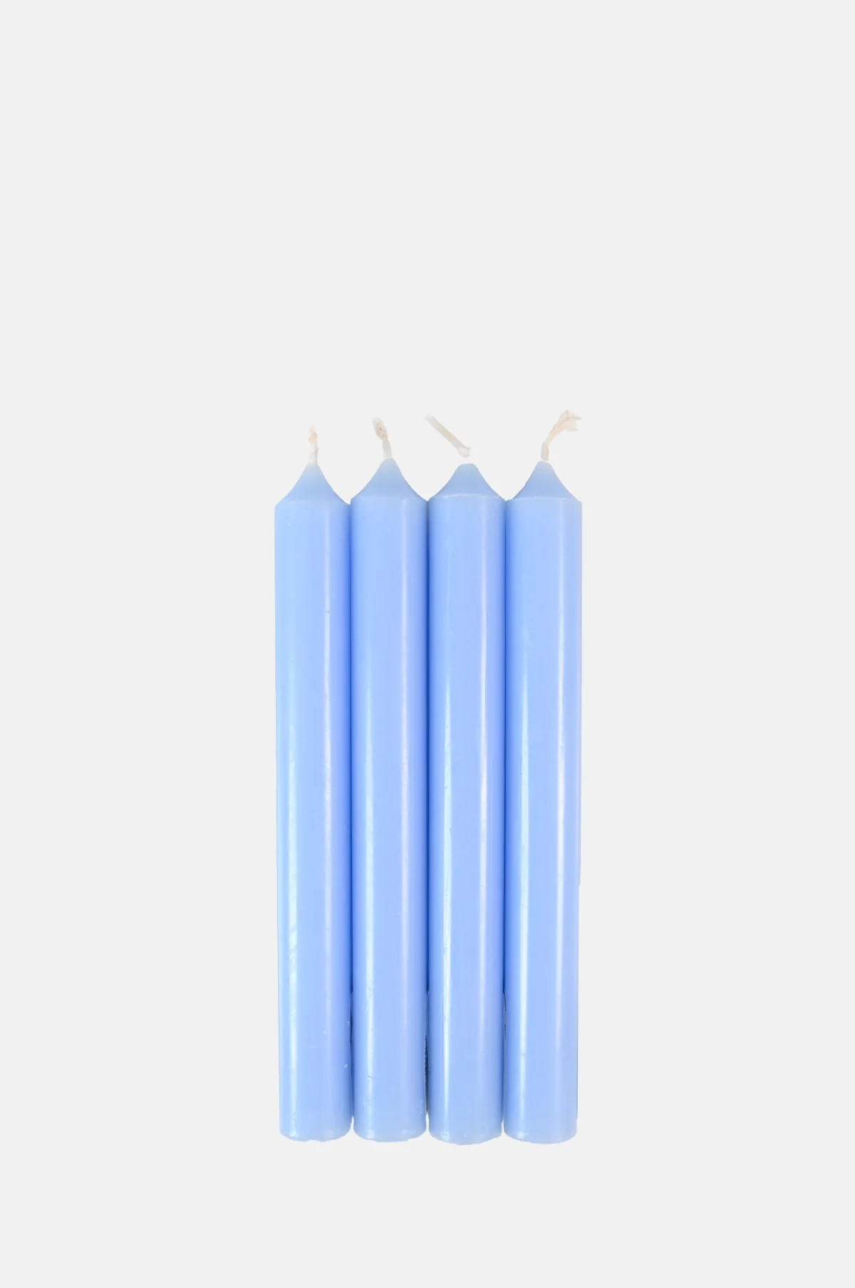 Box of 12 Dinner Candles Bleu Clair - Image 2