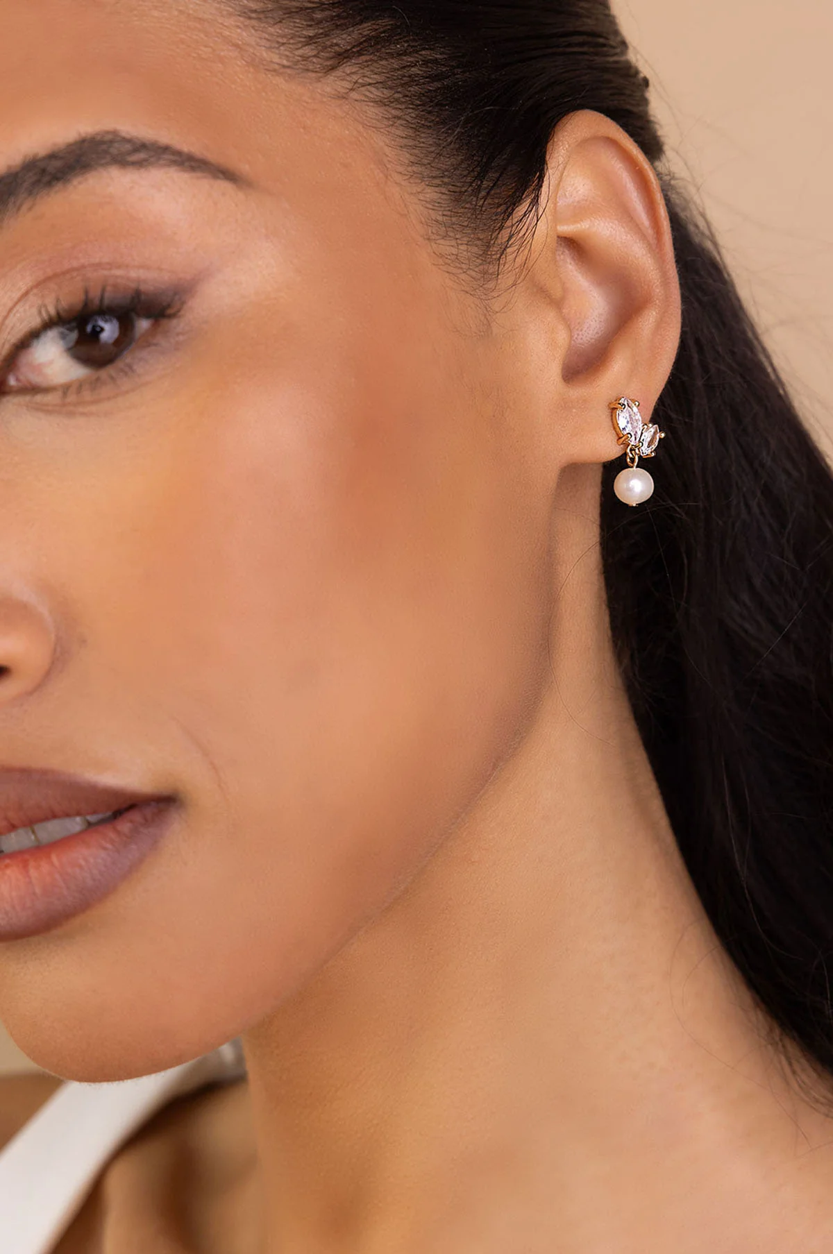 Bryn Drop Earrings - Image 2
