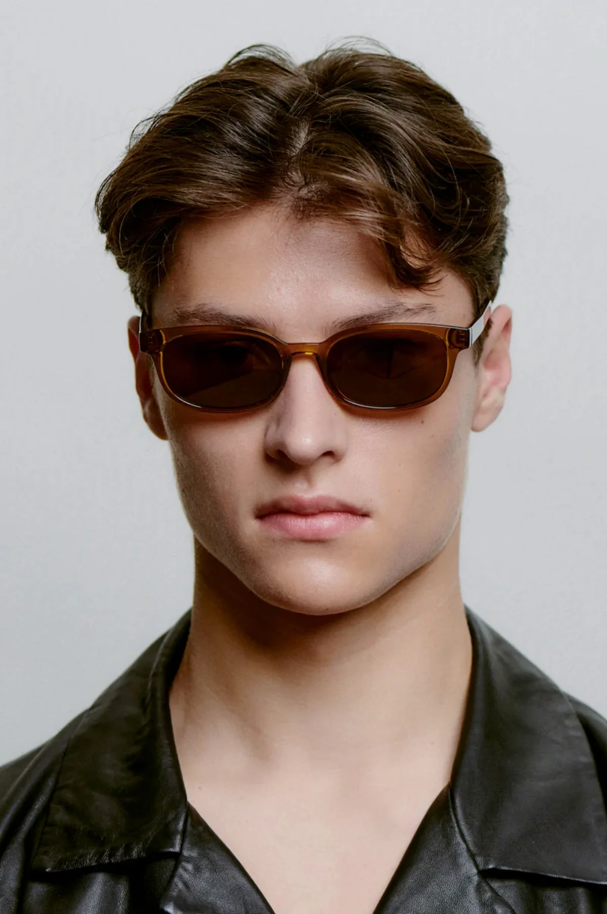 Charlie Sunglasses Smoke Transparent - Image 4
