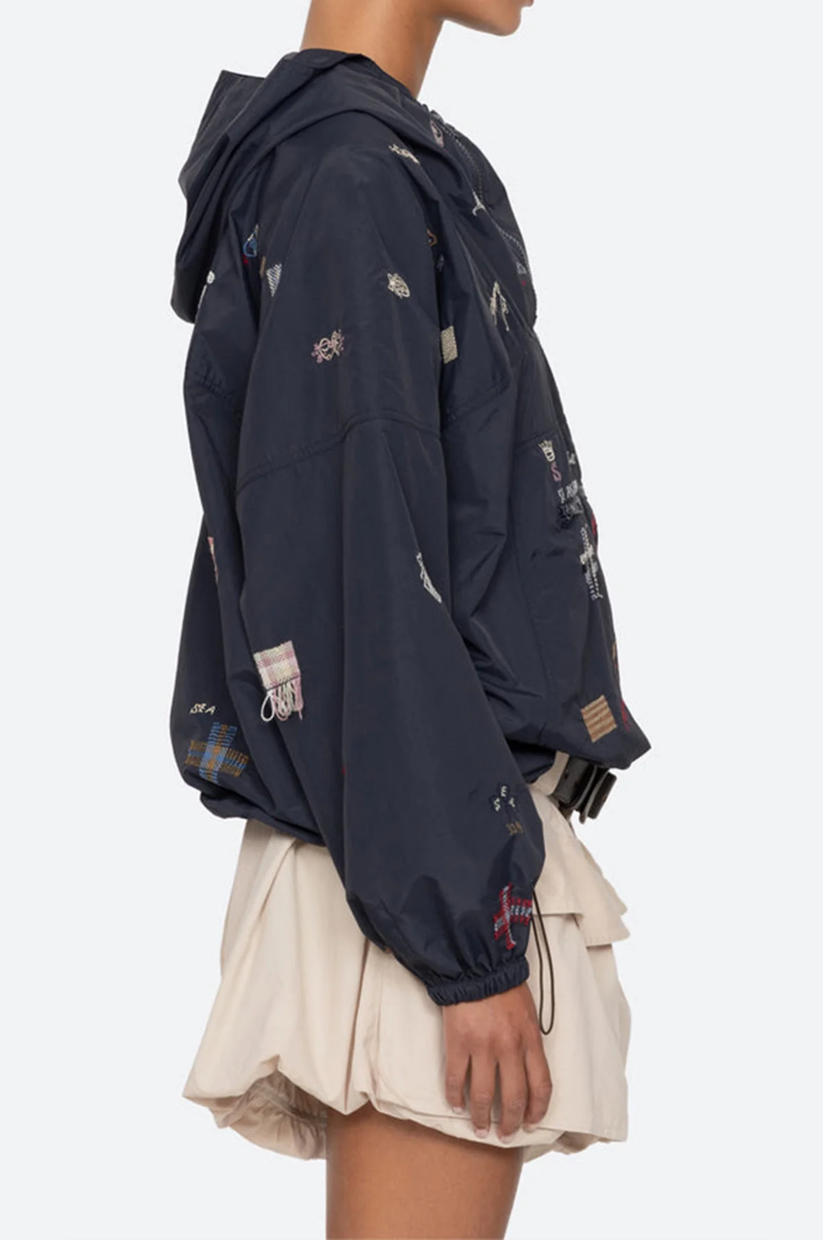 Claira Emb Anorak Navy - Image 9