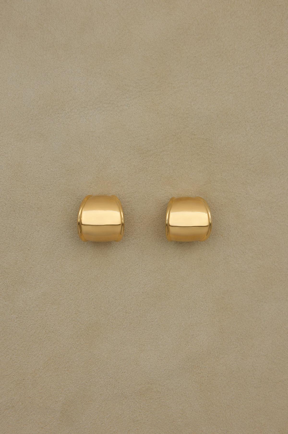 Contour Hoop Gold Earrings - Image 4