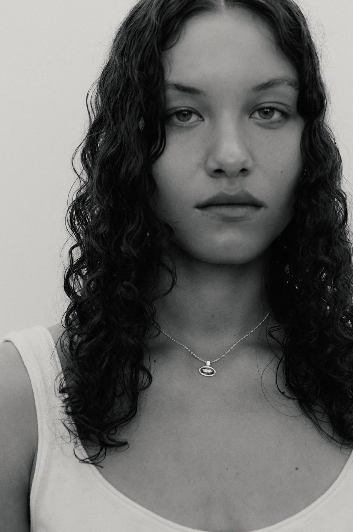 Contour Silver Necklace - Image 6