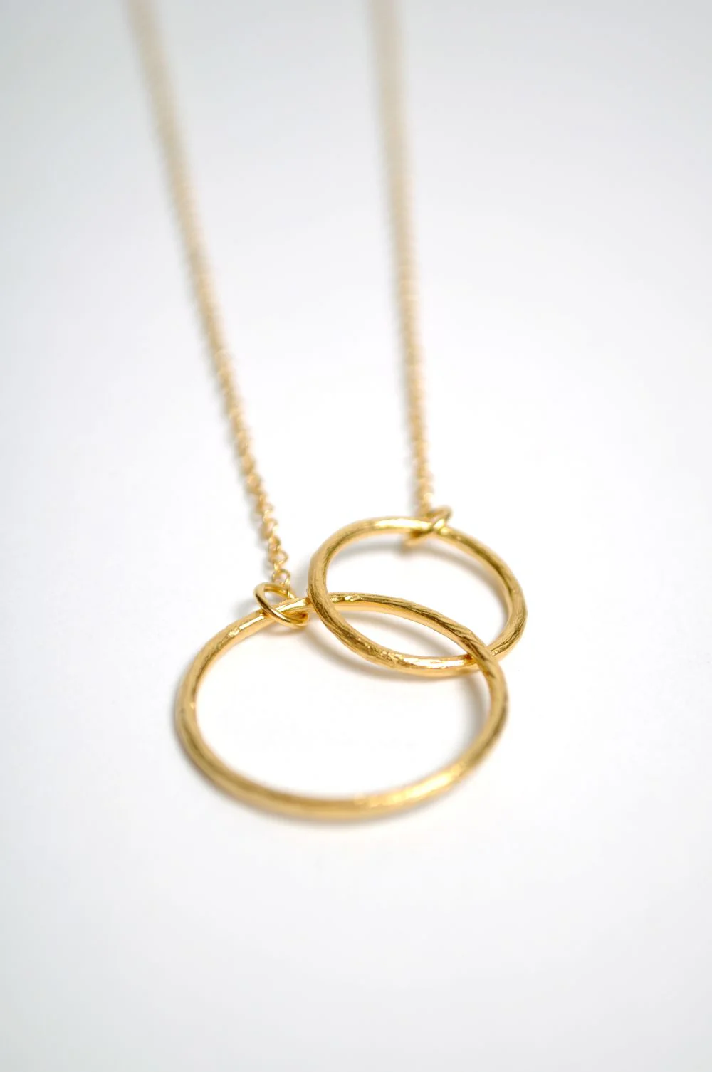 Double Plain Loop Gold Necklace - Image 3