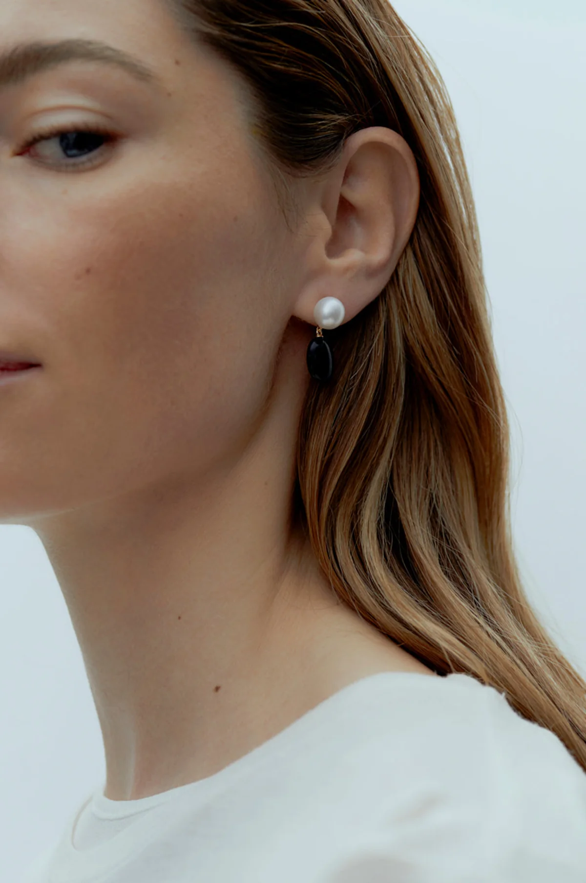 Dualism Gold Earrings - Image 2