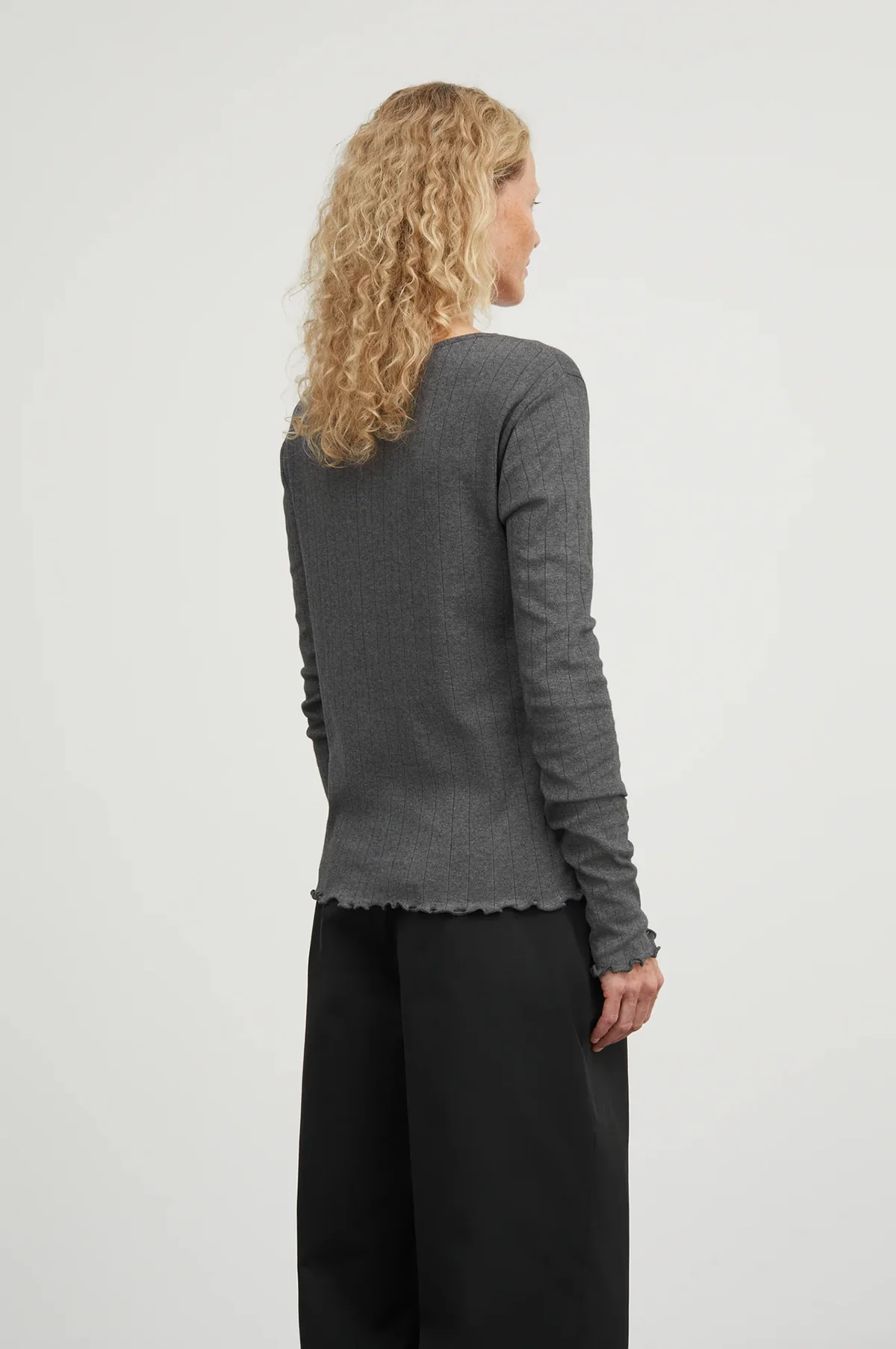 Edie Cardigan Dark Grey - Image 3