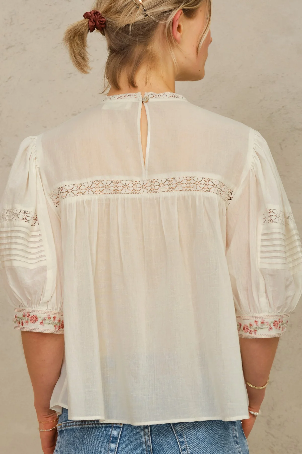 Fleur Emb S/S Top Ecru/Multi - Image 5