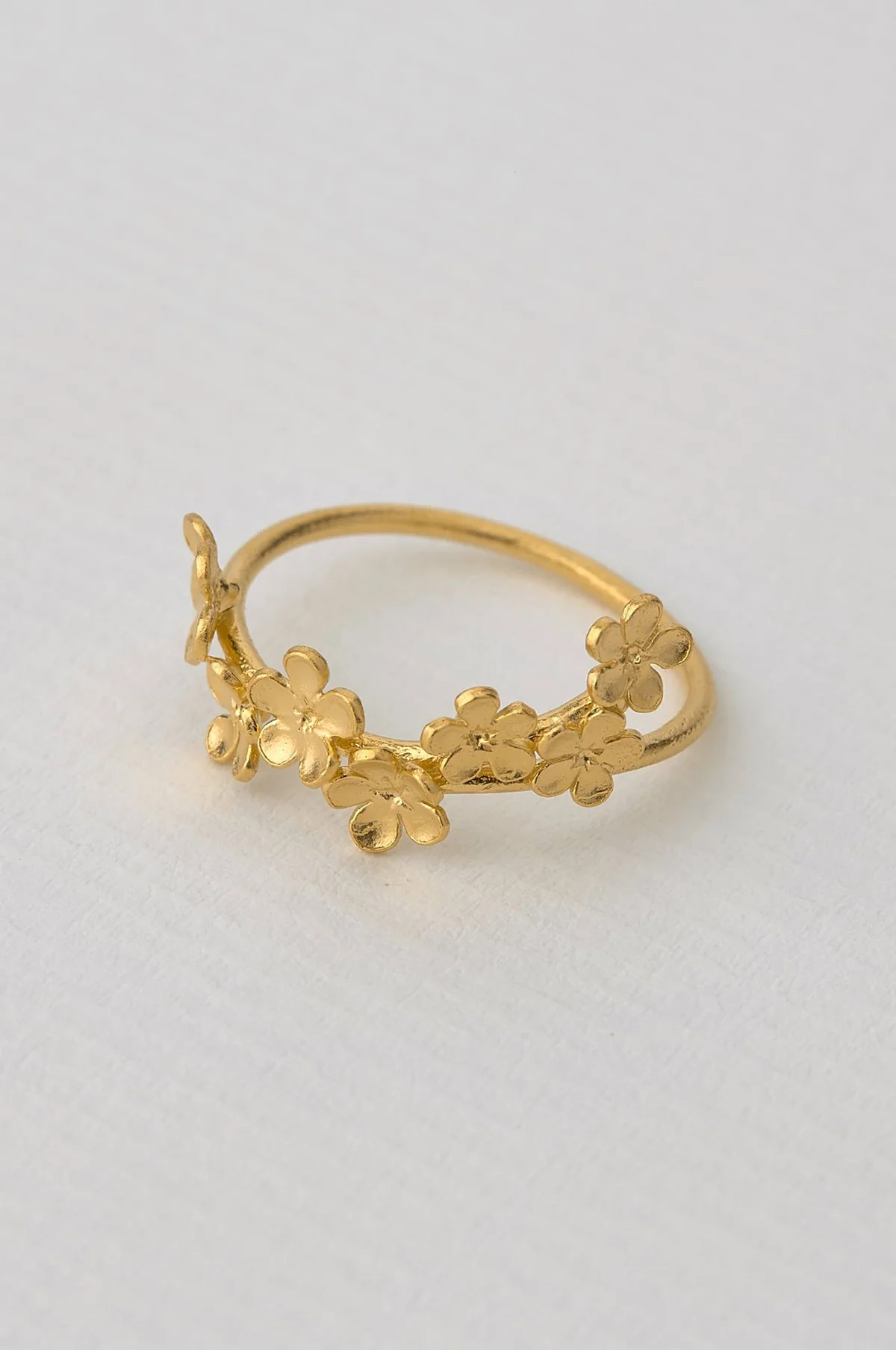 Forget Me Not Flower Trail Stacking Ring Gold - Image 2