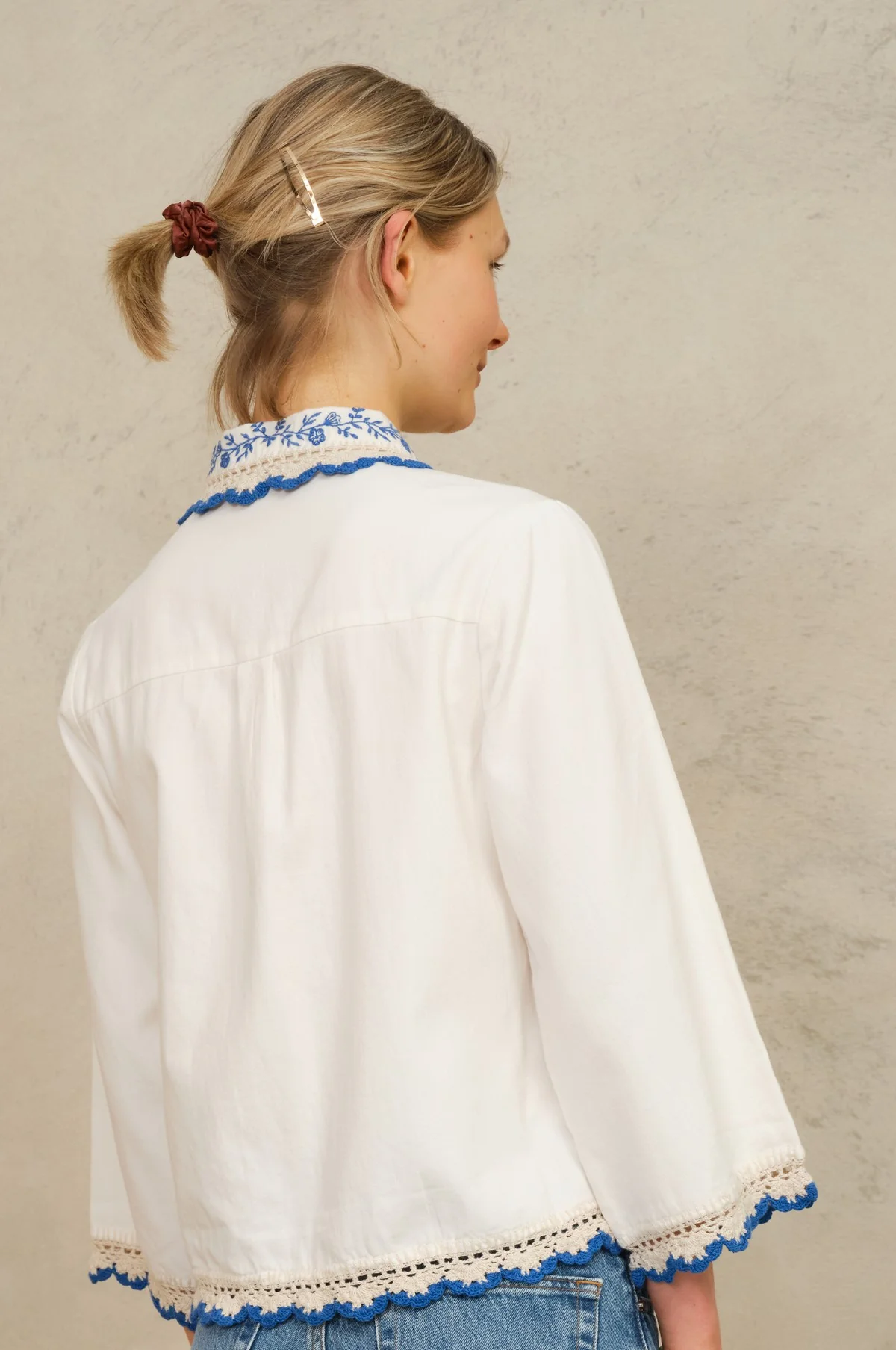 Frady Crochet Trim Top Ivory/Blue - Image 4