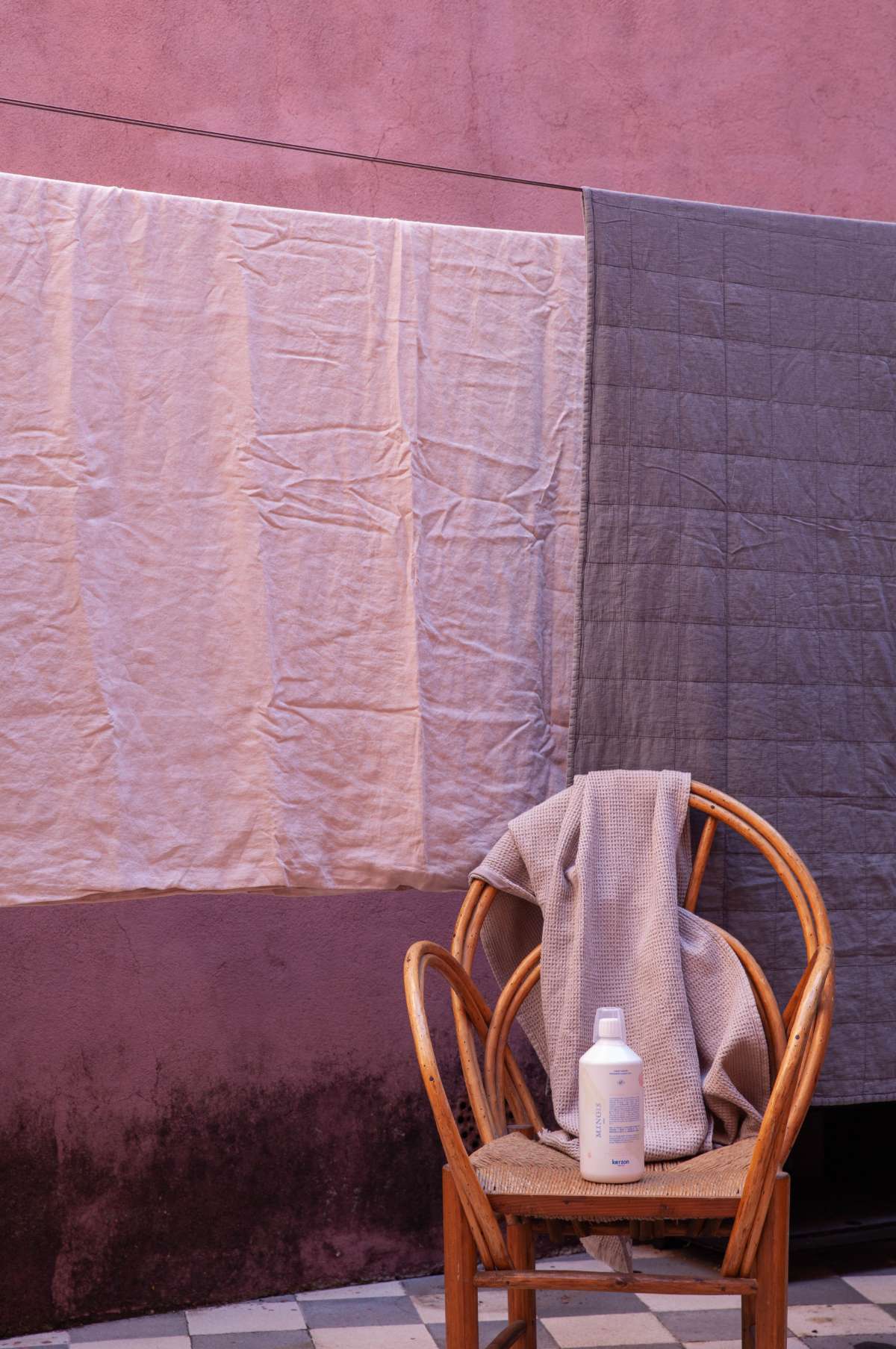 Minois Fragranced Laundry Soap - Image 4