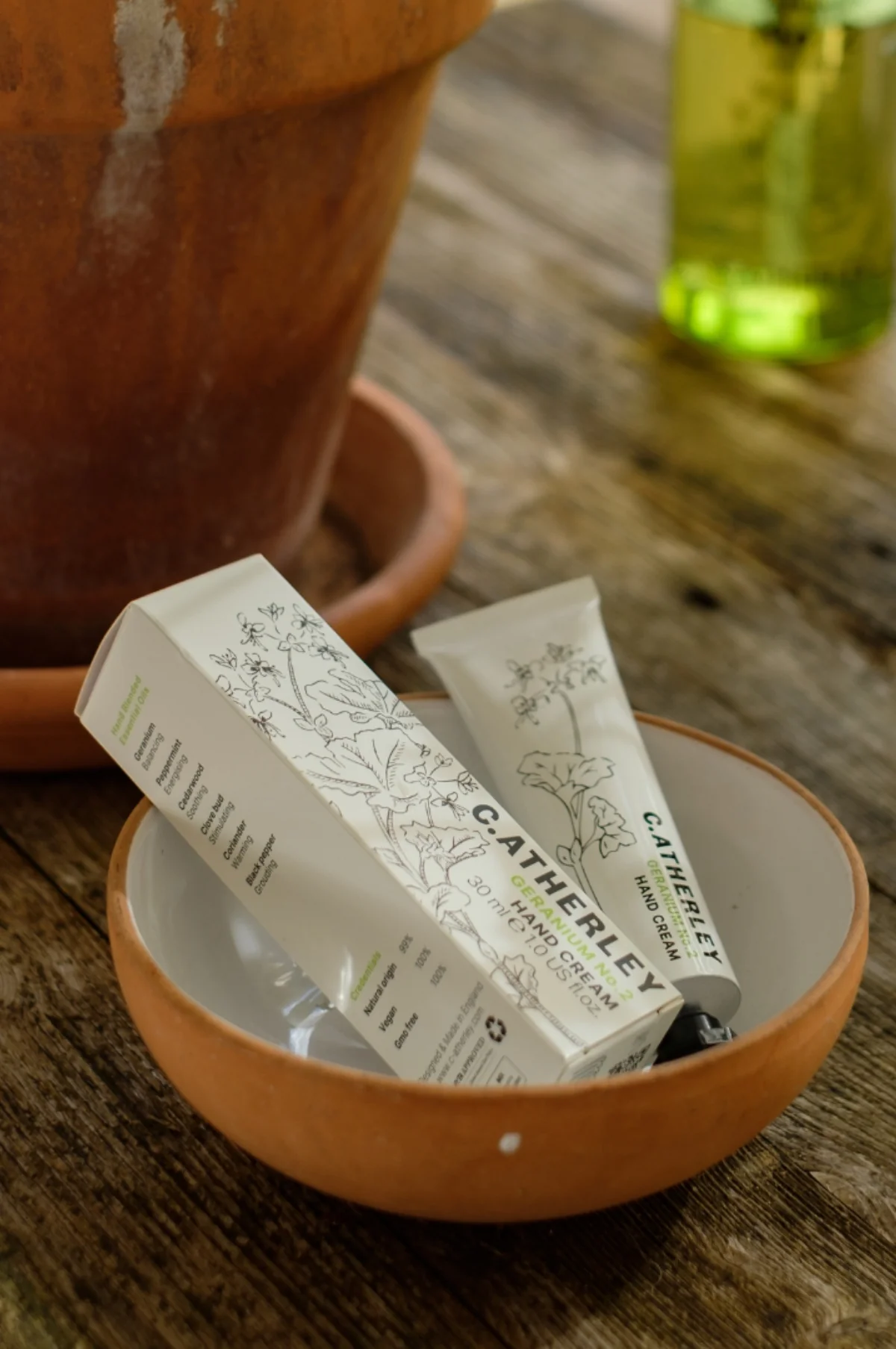 Geranium No.02 Hand Cream 30ml - Image 2