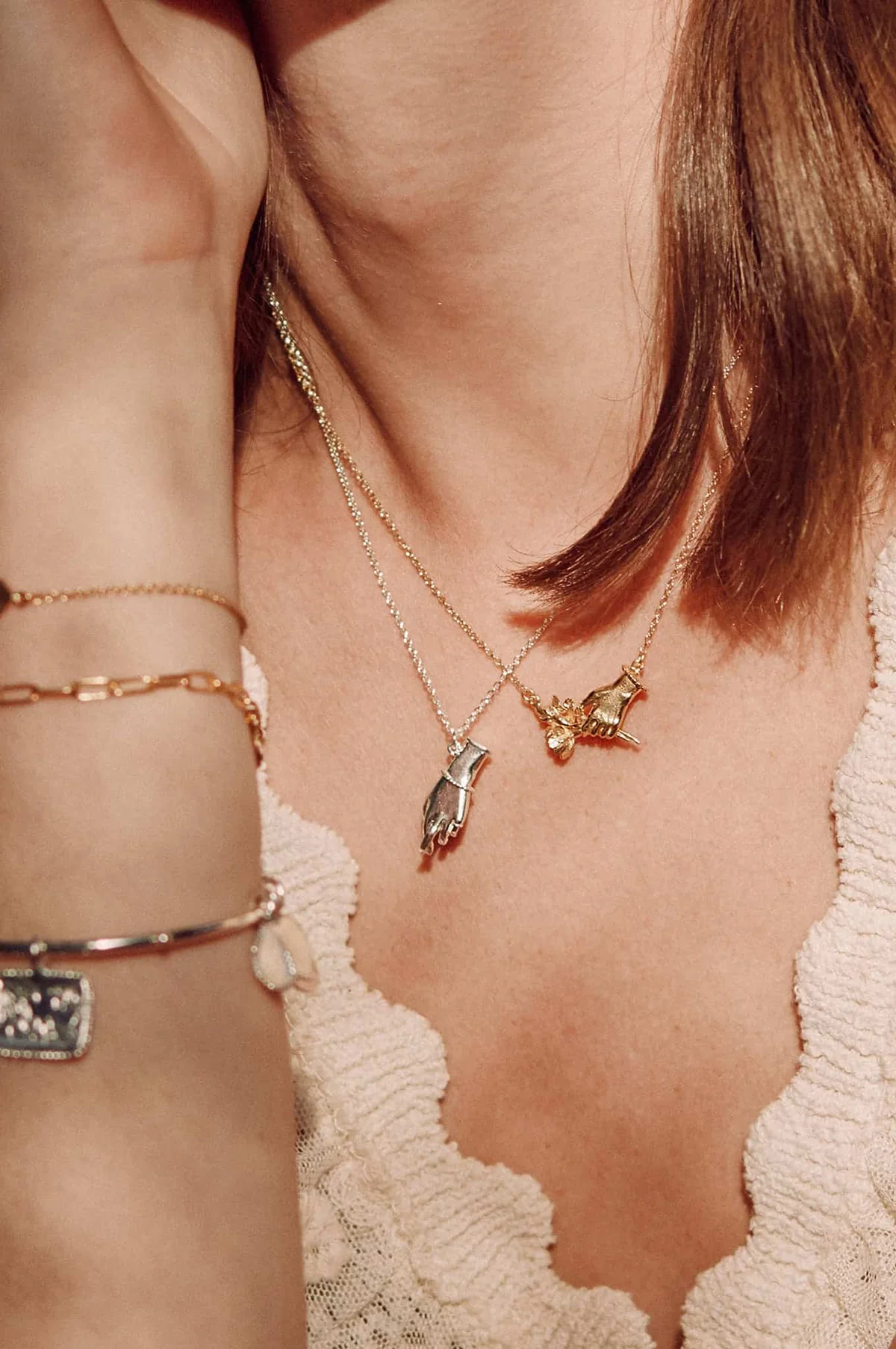 Gift of Flowers In-line Necklace Gold - Image 3