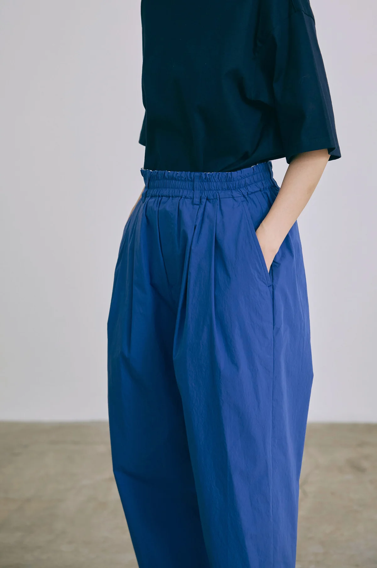 Haku-W Pants Blue - Image 5