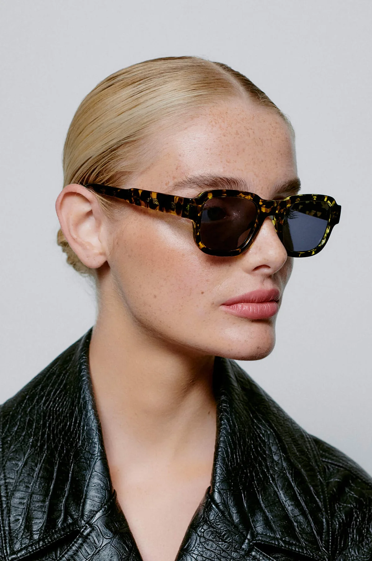 Halo Sunglasses Black/Yellow Tortoise - Image 2
