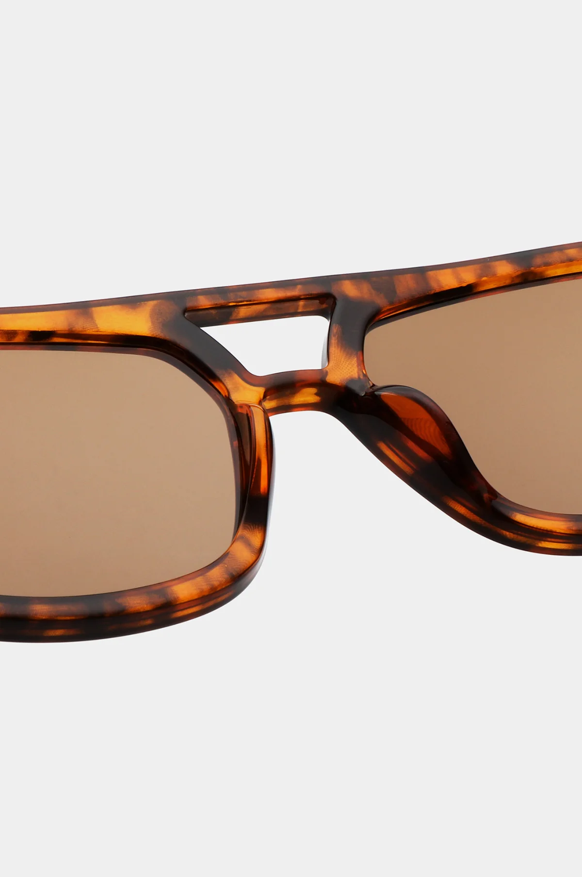 Kaya Sunglasses Havana - Image 4