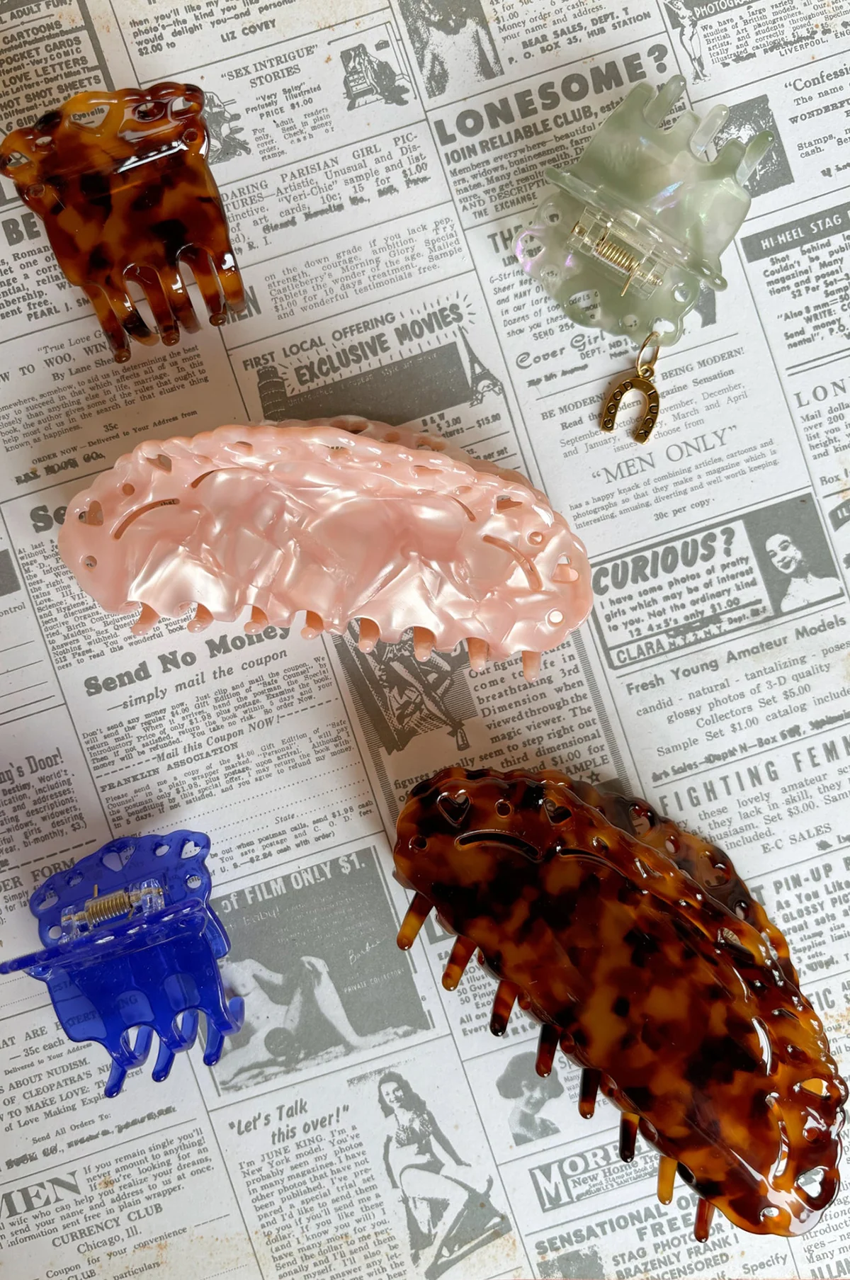 Lace Claw Ballet - Image 2