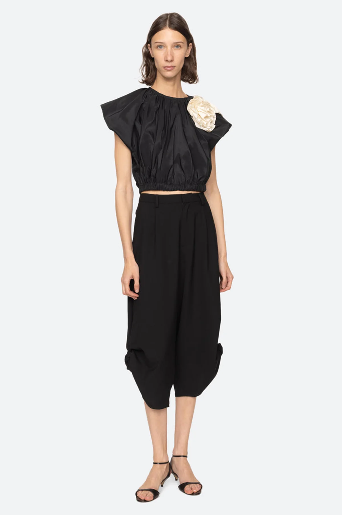 Laurie Solid Flutter Slv Top Black - Image 3
