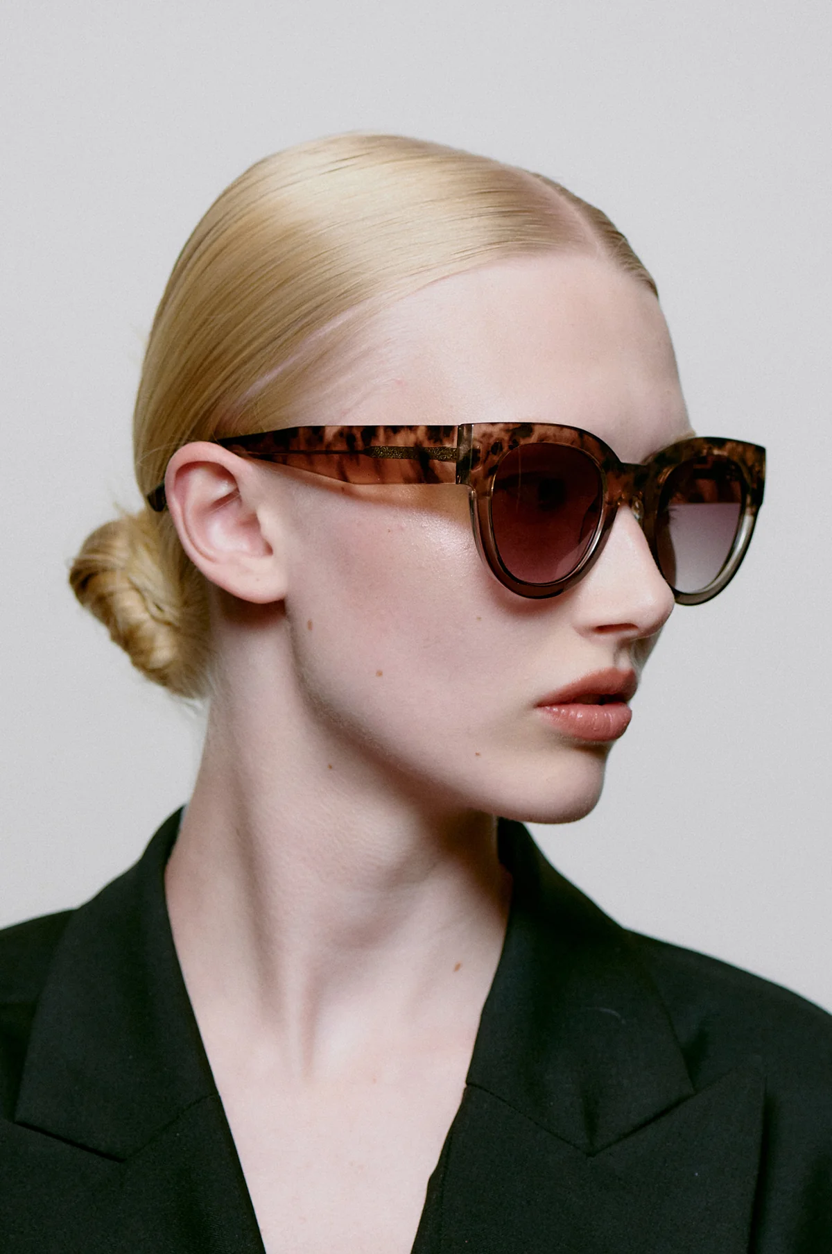 Lilly Sunglasses Coquina/ Gray Transparent - Image 4