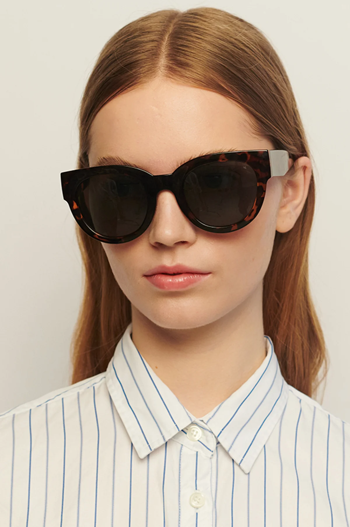 Lilly Sunglasses Demi Tortoise - Image 2