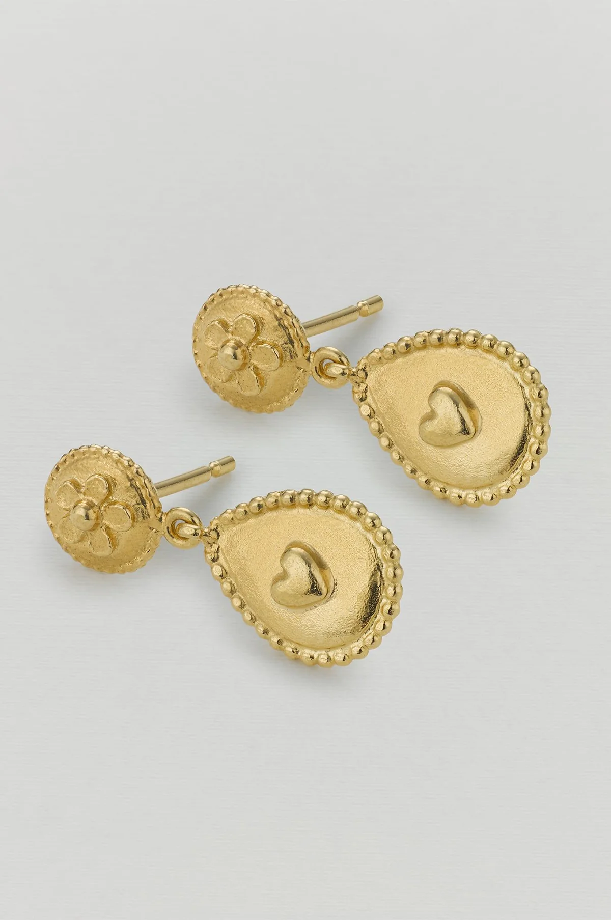 Love of Nature Heart & Flower Drop Earrings Gold - Image 3