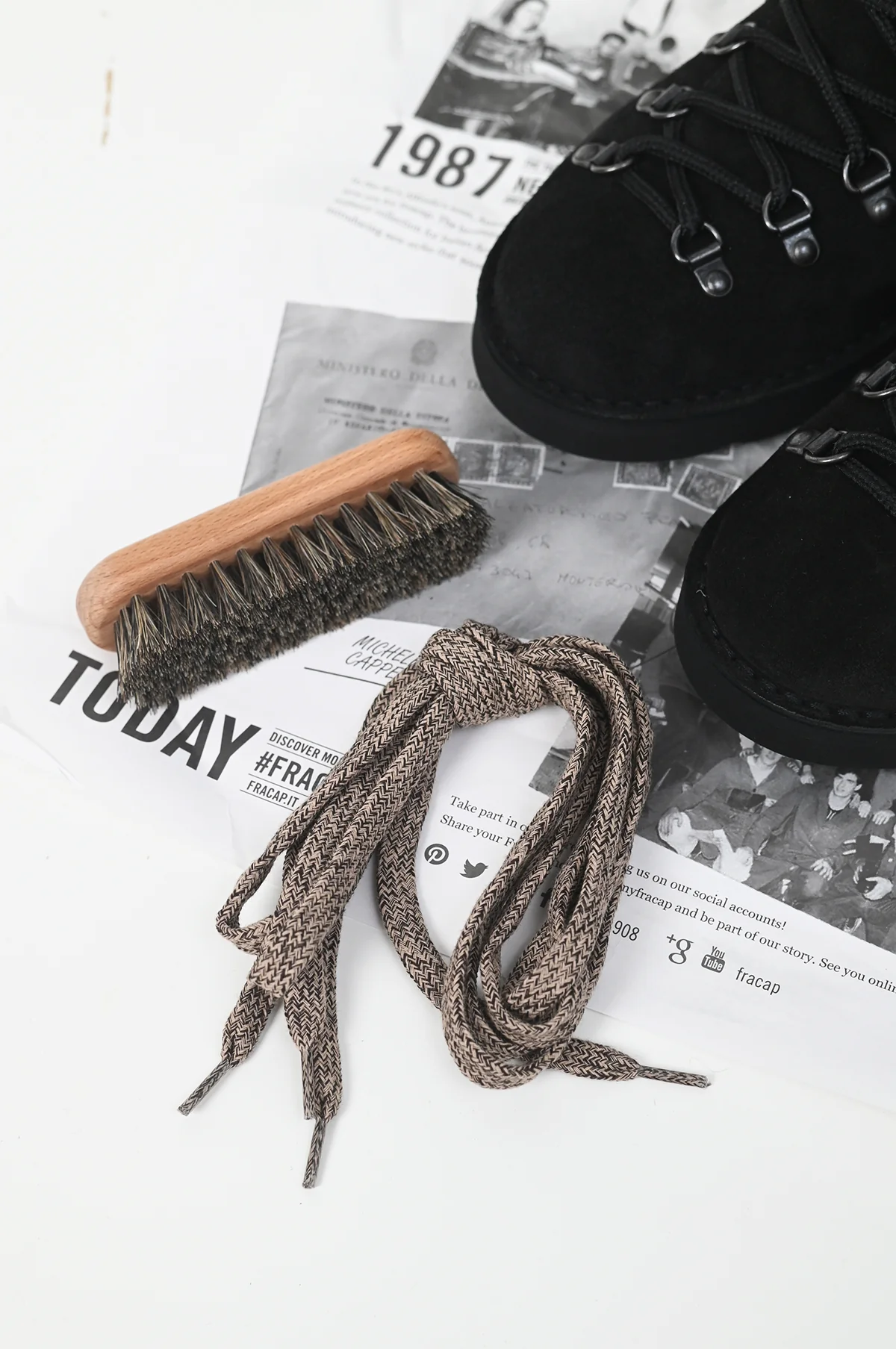 M120 Suede Boot Black - Image 5