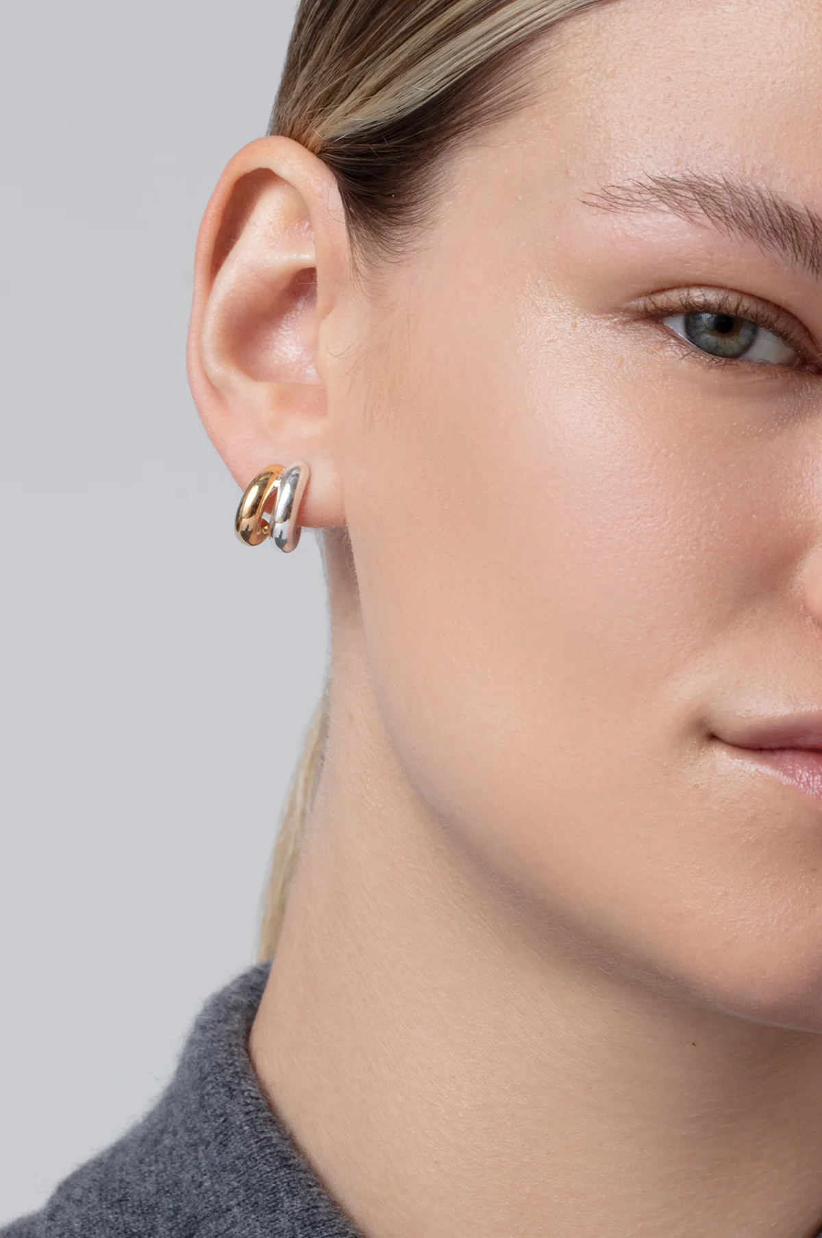 Mini Florence Two-Tone Earrings - Image 3