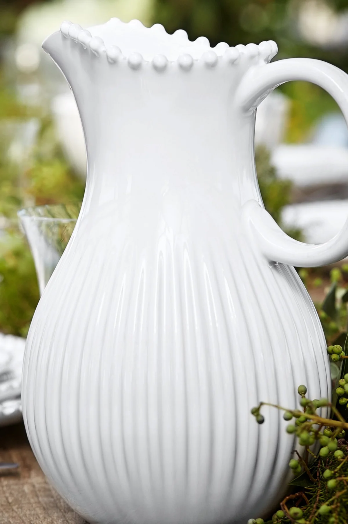 Pearl White Pitcher 2.58L - Image 3