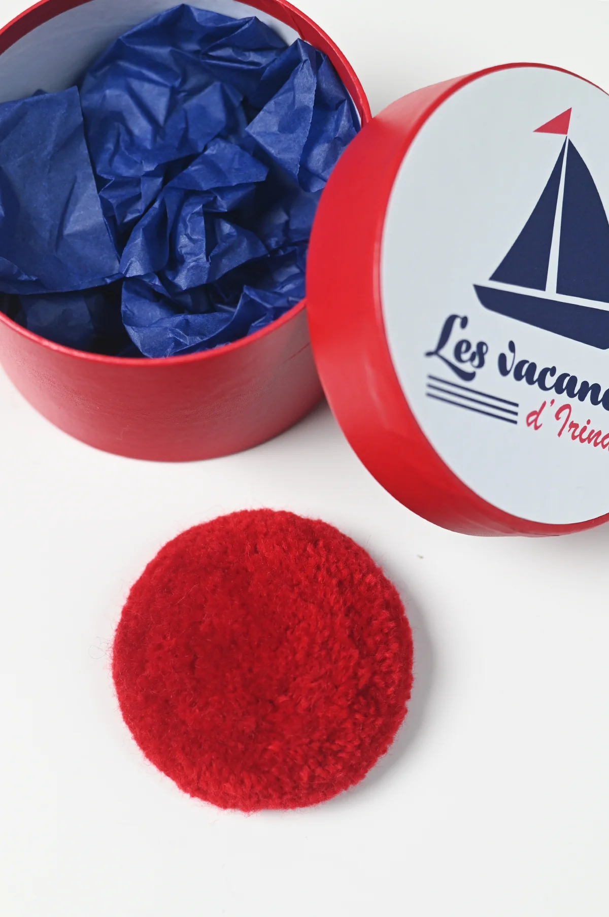 Pompon Red - Image 4