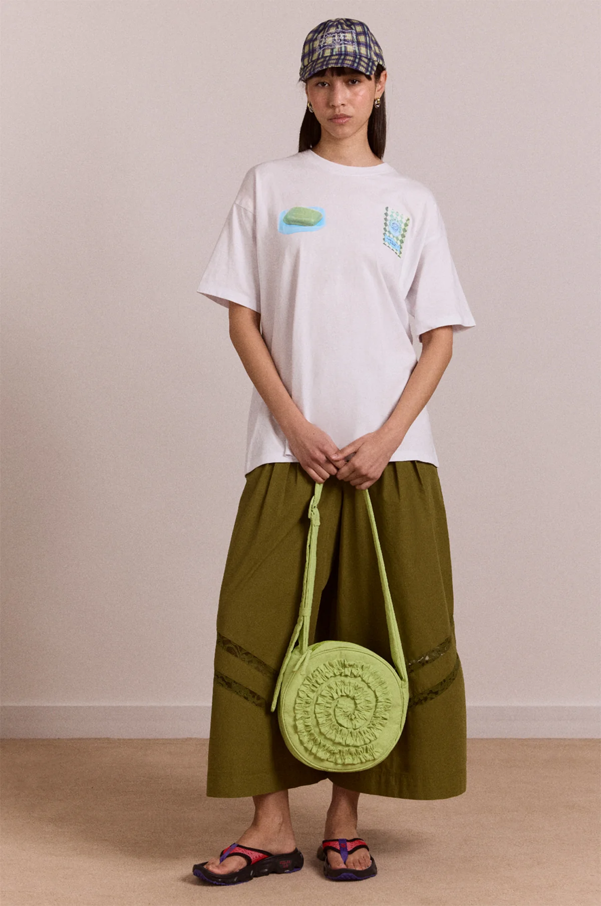 Savon Graphic Tee White - Image 4