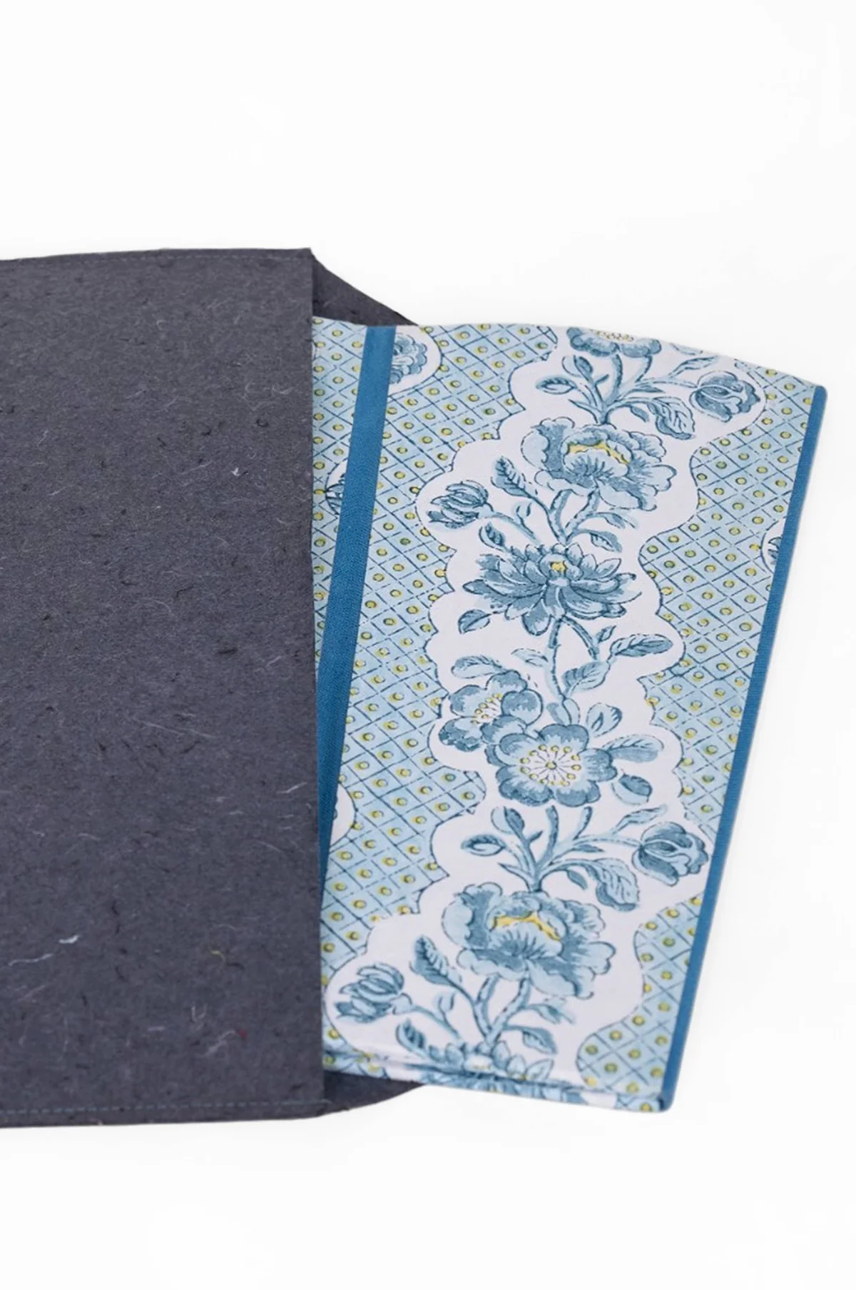Scalloped Collapsible Basket Indigo - Image 3