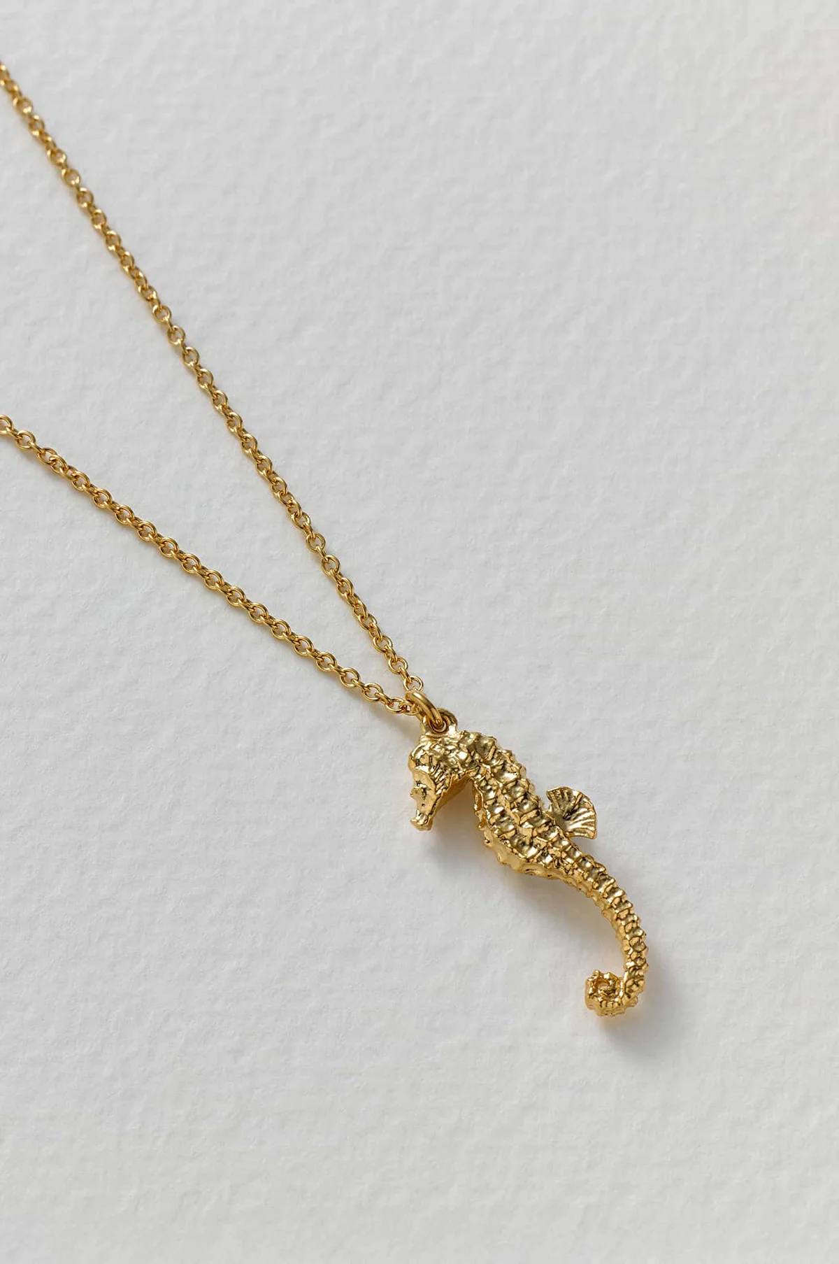 Seahorse Necklace Gold - Image 3