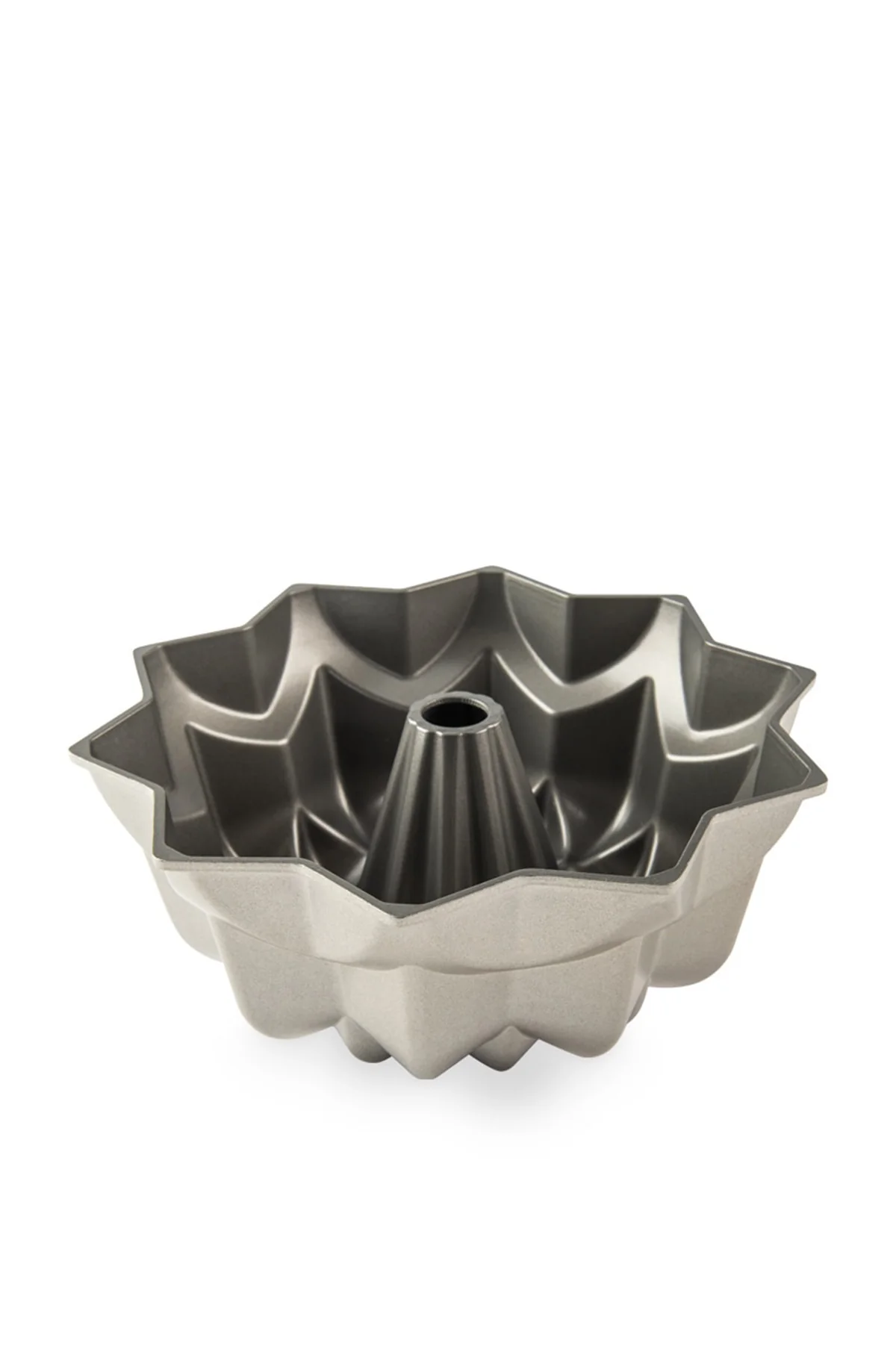 Silver Vintage Star Bundt Pan - Image 5