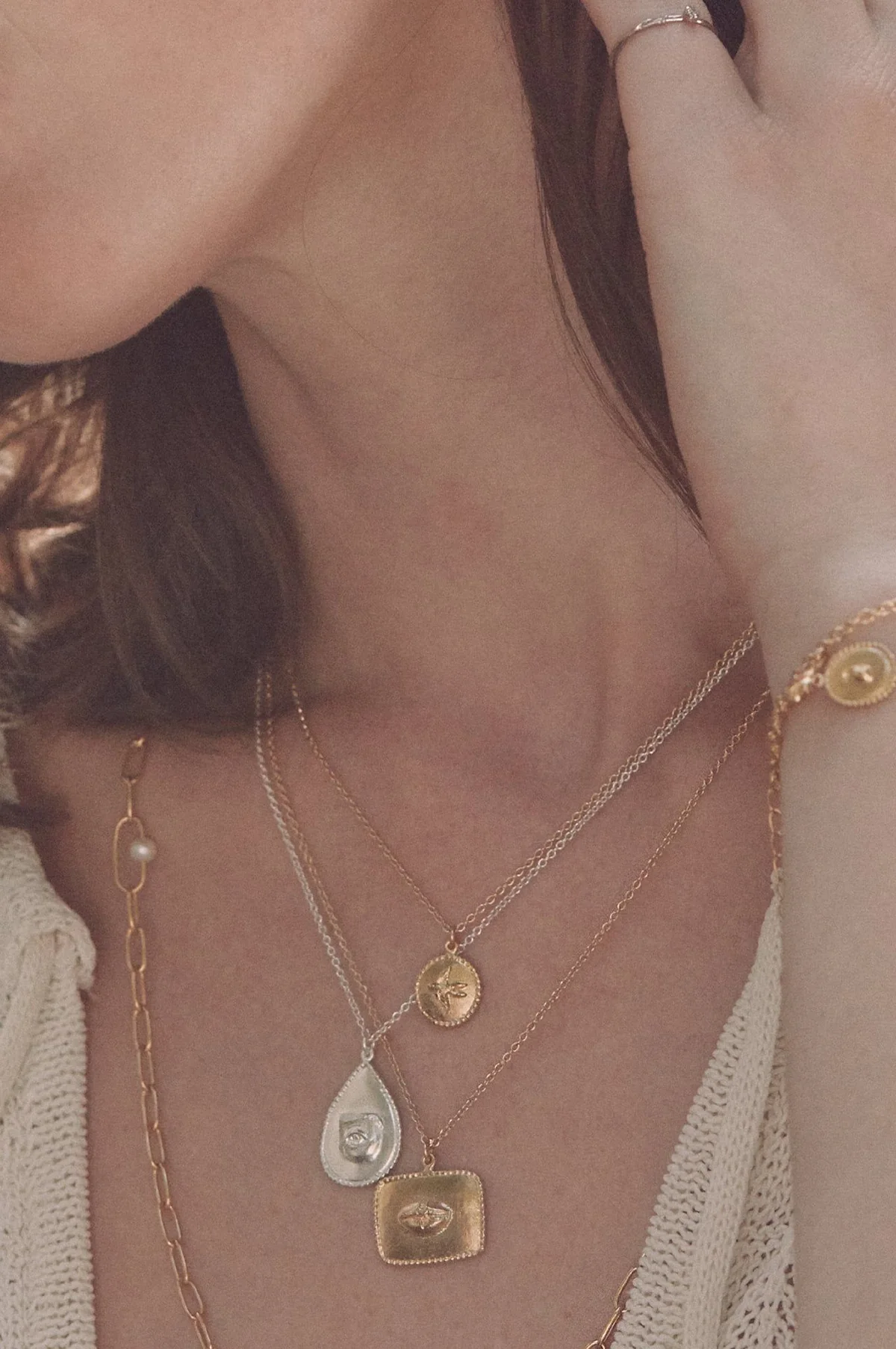 Small Ex-Voto Swallow Necklace Gold - Image 2