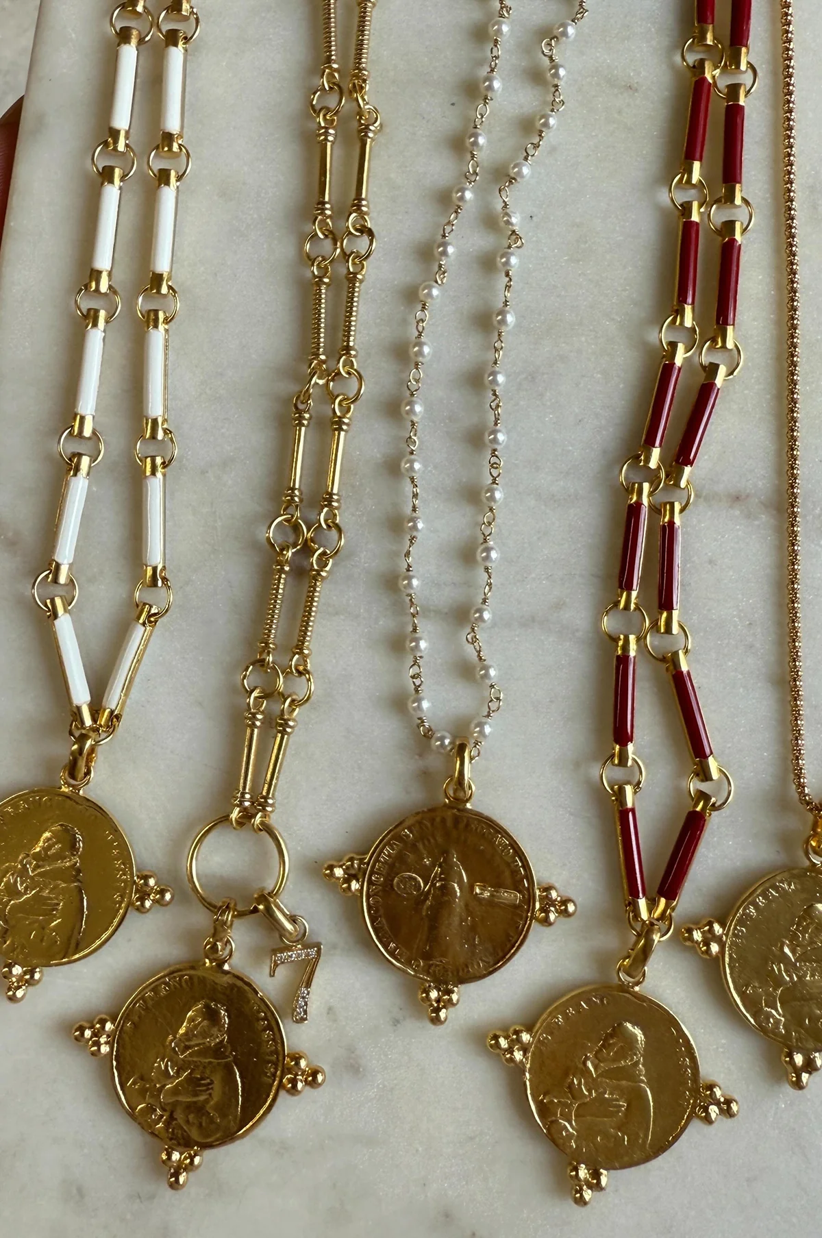 Soru Charm Link Necklace - Image 2