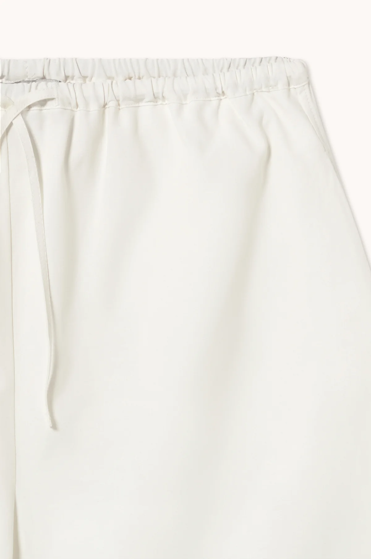 Stripes Elasticated Shorts Off White - Image 6