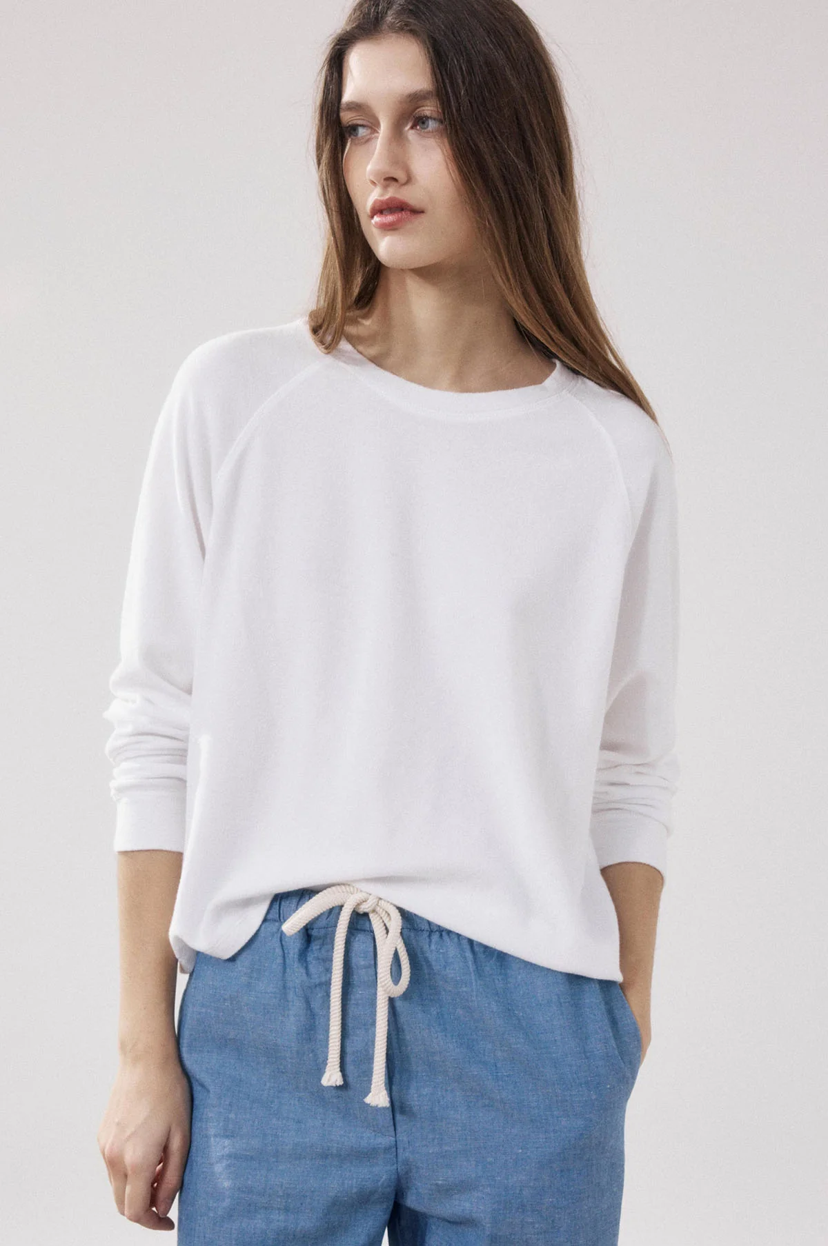 Tahiry Sweatshirt White - Image 3