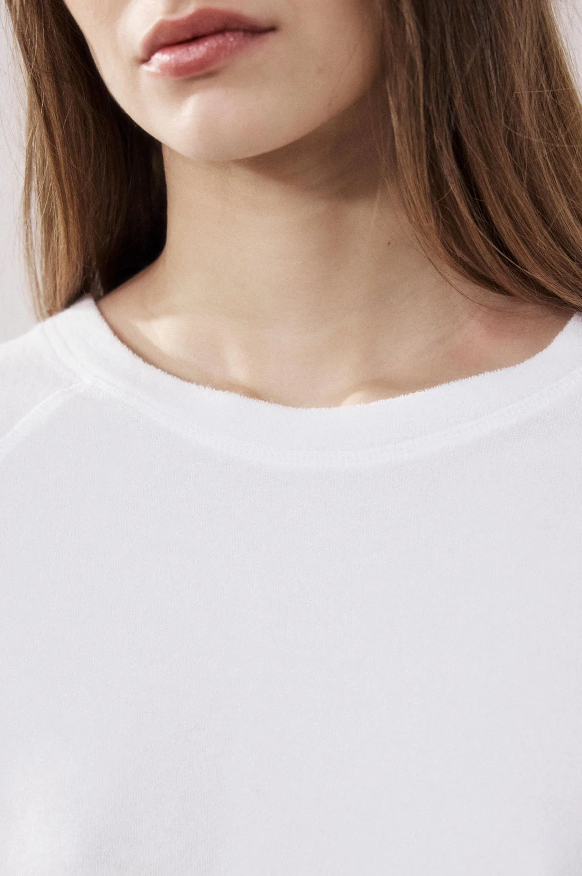 Tahiry Sweatshirt White - Image 5