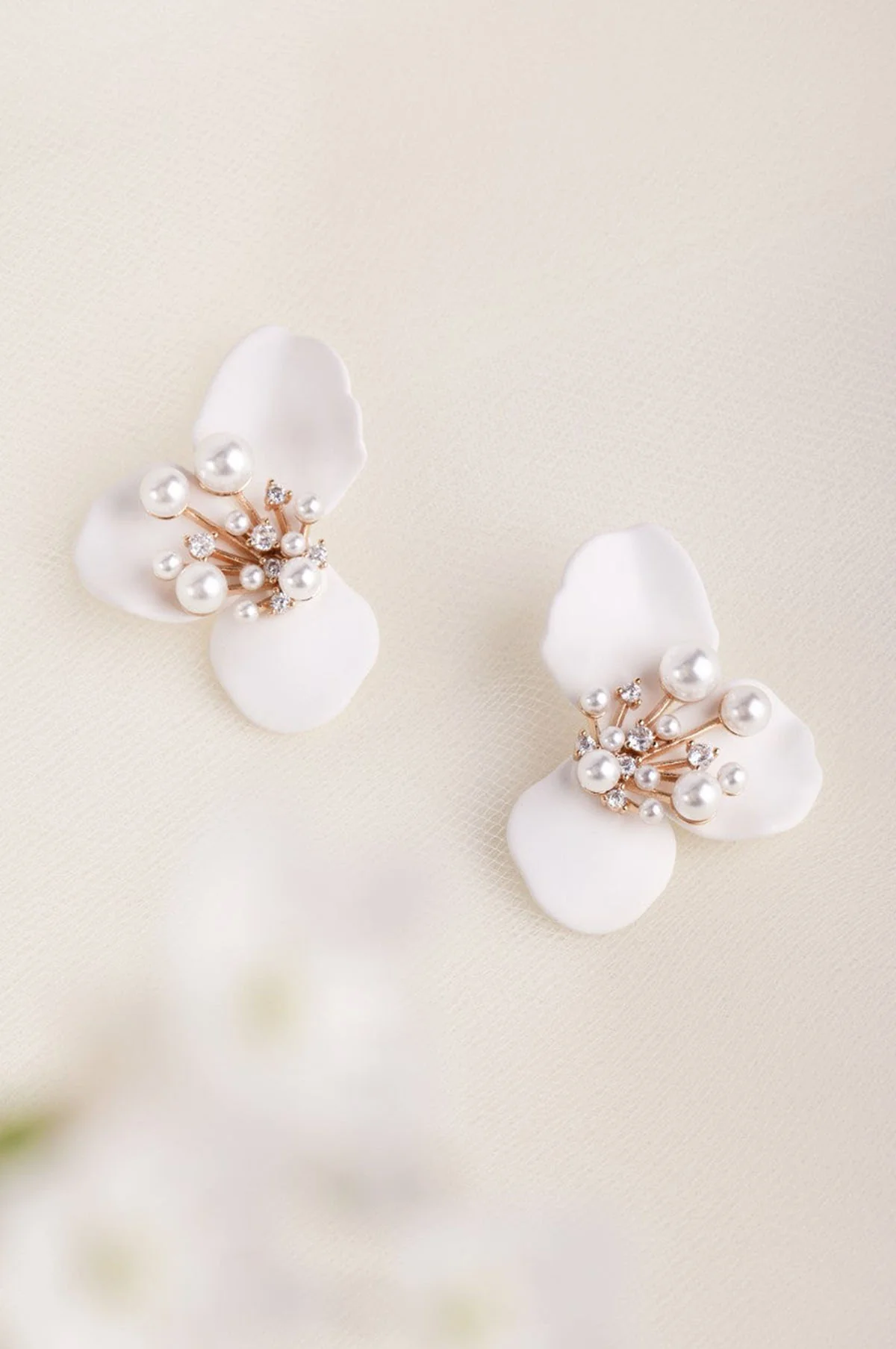 Vela Earrings - Image 2