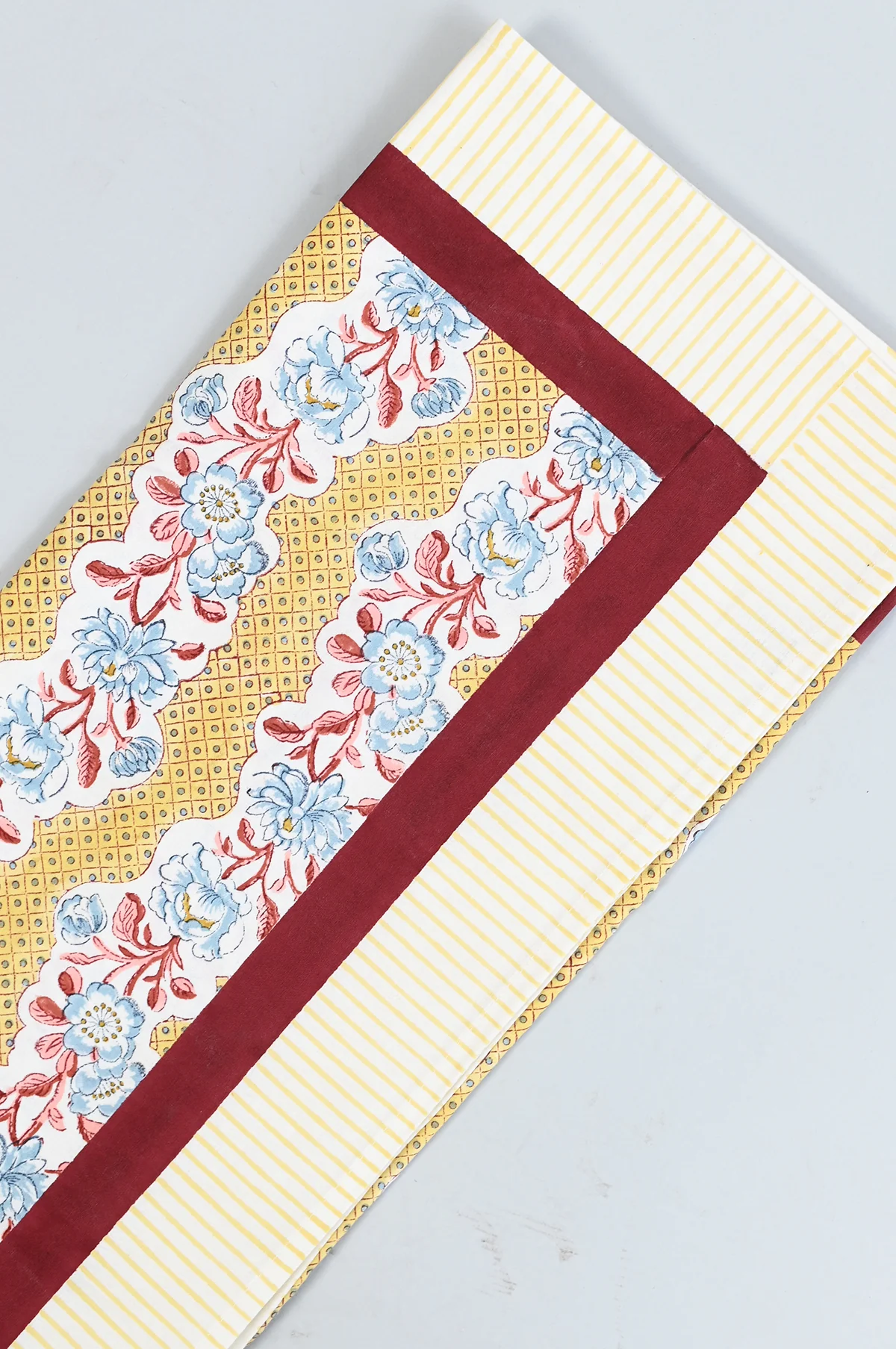 Yellow Blooming Trellis Tablecloth - Image 4