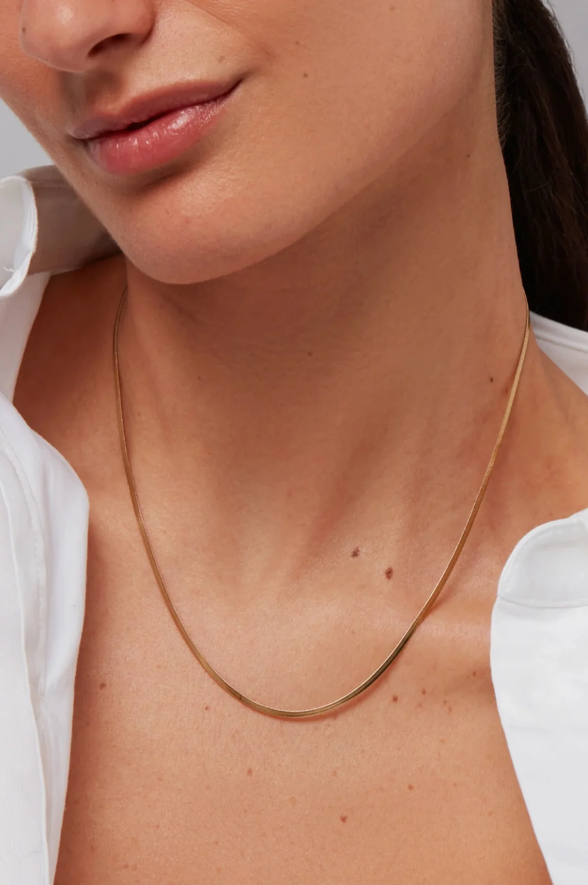 Zeina Slim Gold Chain Necklace - Image 4