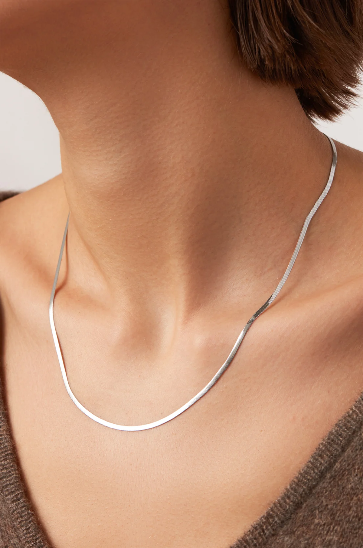Zeina Slim Silver Chain Necklace - Image 3
